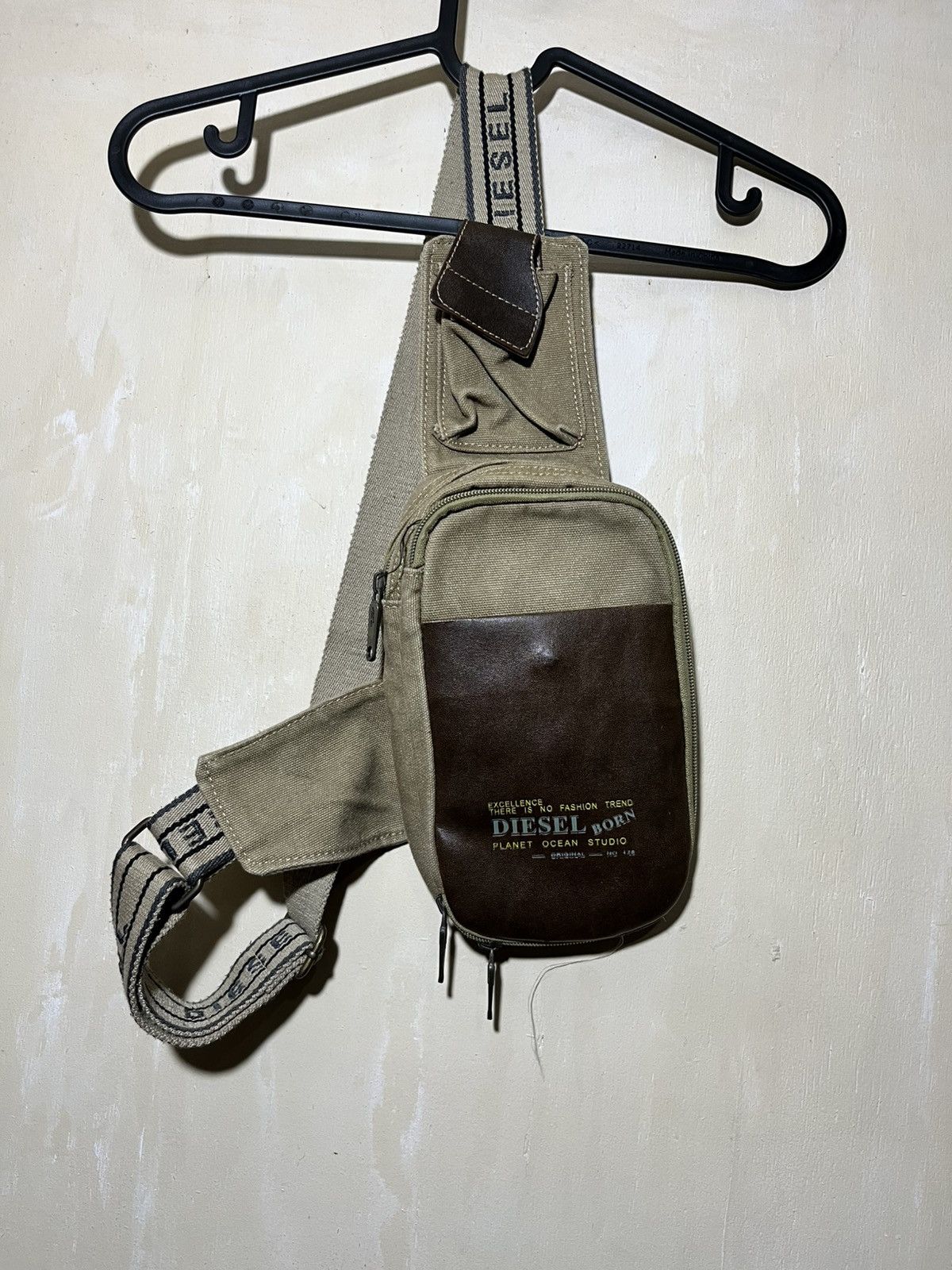 Diesel Vintage Diesel Multi Pocket Cross Body Bag Size ONE SIZE - 1 Thumbnail