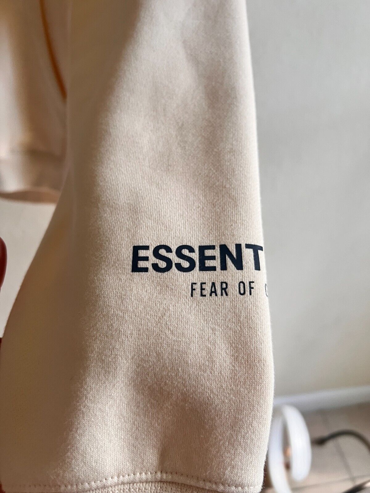 Fear of God FEAR OF GOD ESSENTIALS Men's Hoodie CREAM Small Size US S / EU 44-46 / 1 - 4 Thumbnail