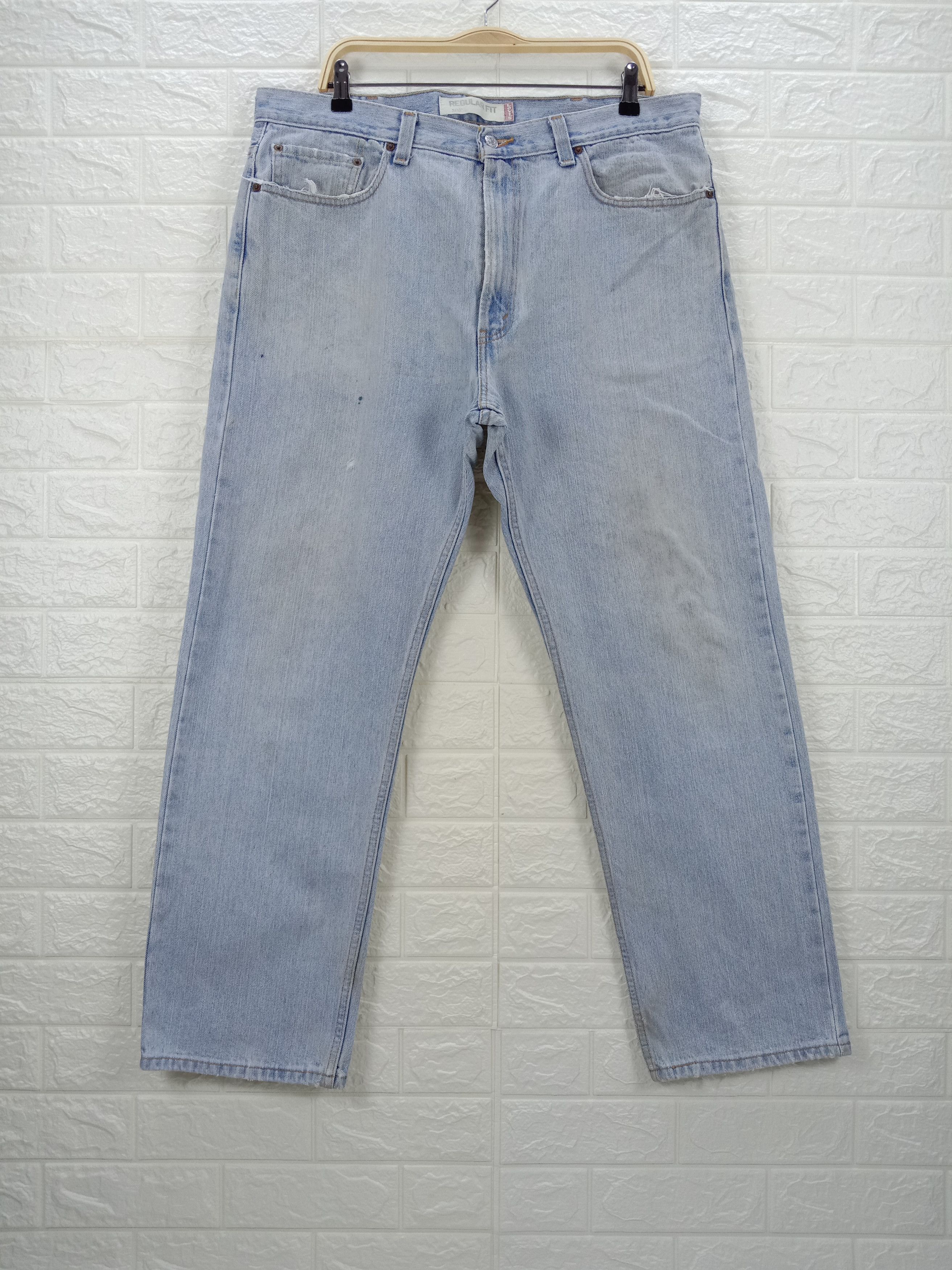 Levi's Vintage Levi's 505 Light Wash Jeans Regular Fit Denim Size US 38 / EU 54 - 1 Thumbnail