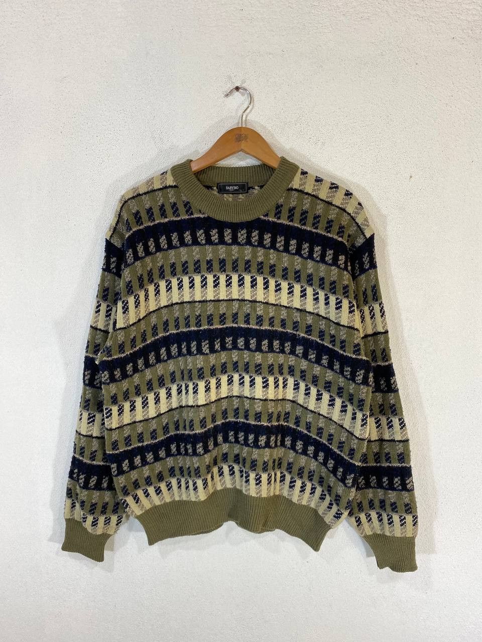 Japanese Brand vintage japanese brands knitwear very nice design Size US L / EU 52-54 / 3 - 1 Thumbnail