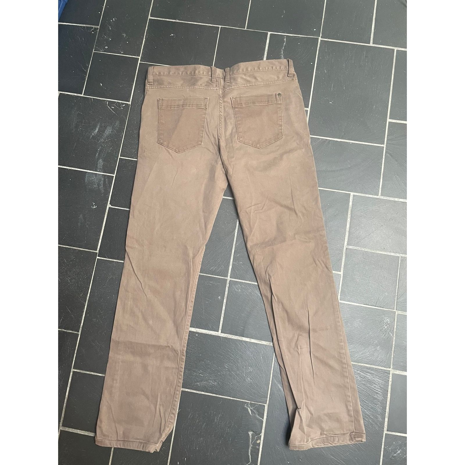 Marc Anthony Marc Anthony Slim Khaki Pants Size 34 x 34 Size US 34 / EU 50 - 4 Thumbnail