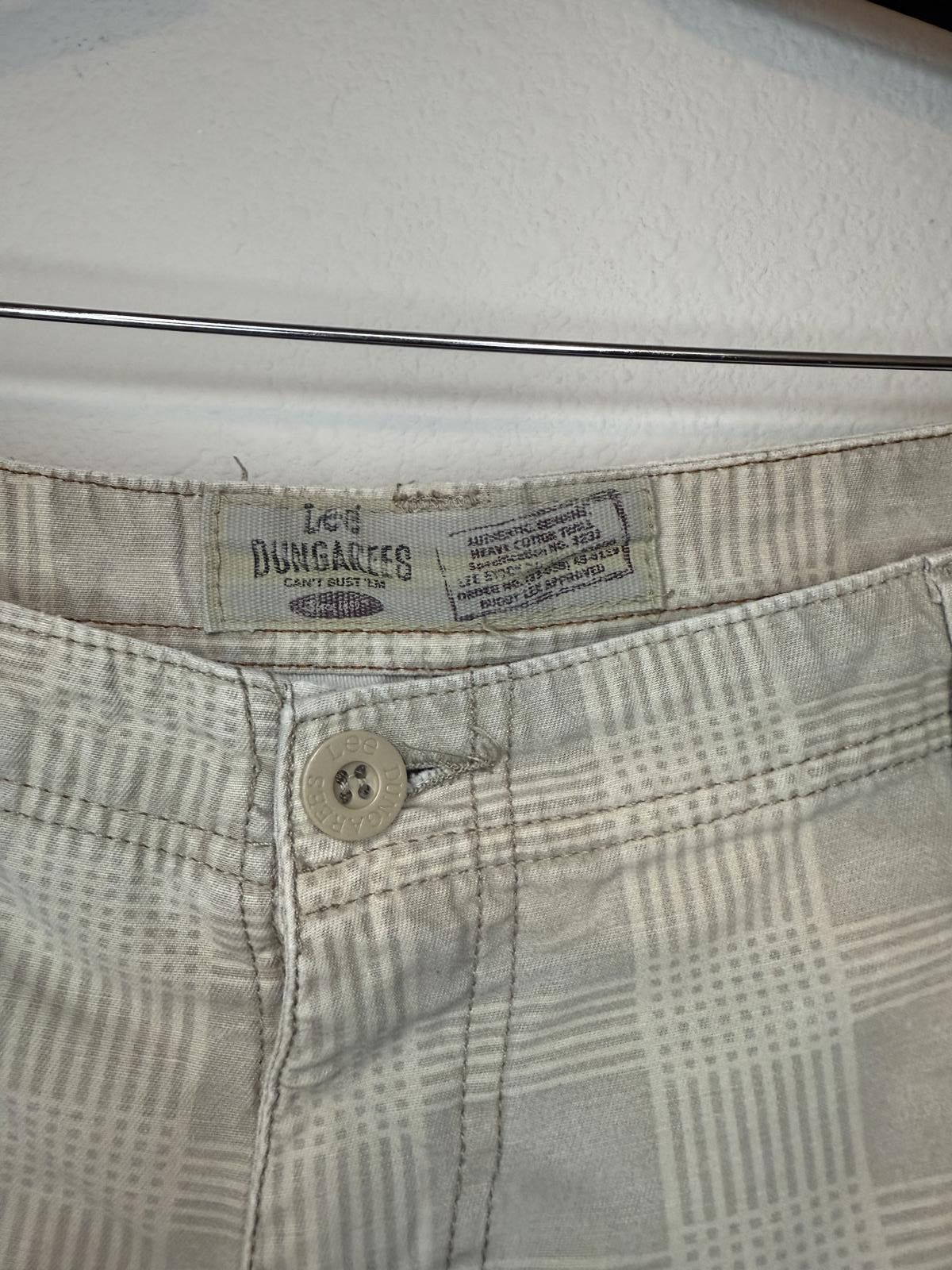 Lee Lee Dungarees Cargo Shorts - Stylish & Functional Size US 36 / EU 52 - 4 Thumbnail
