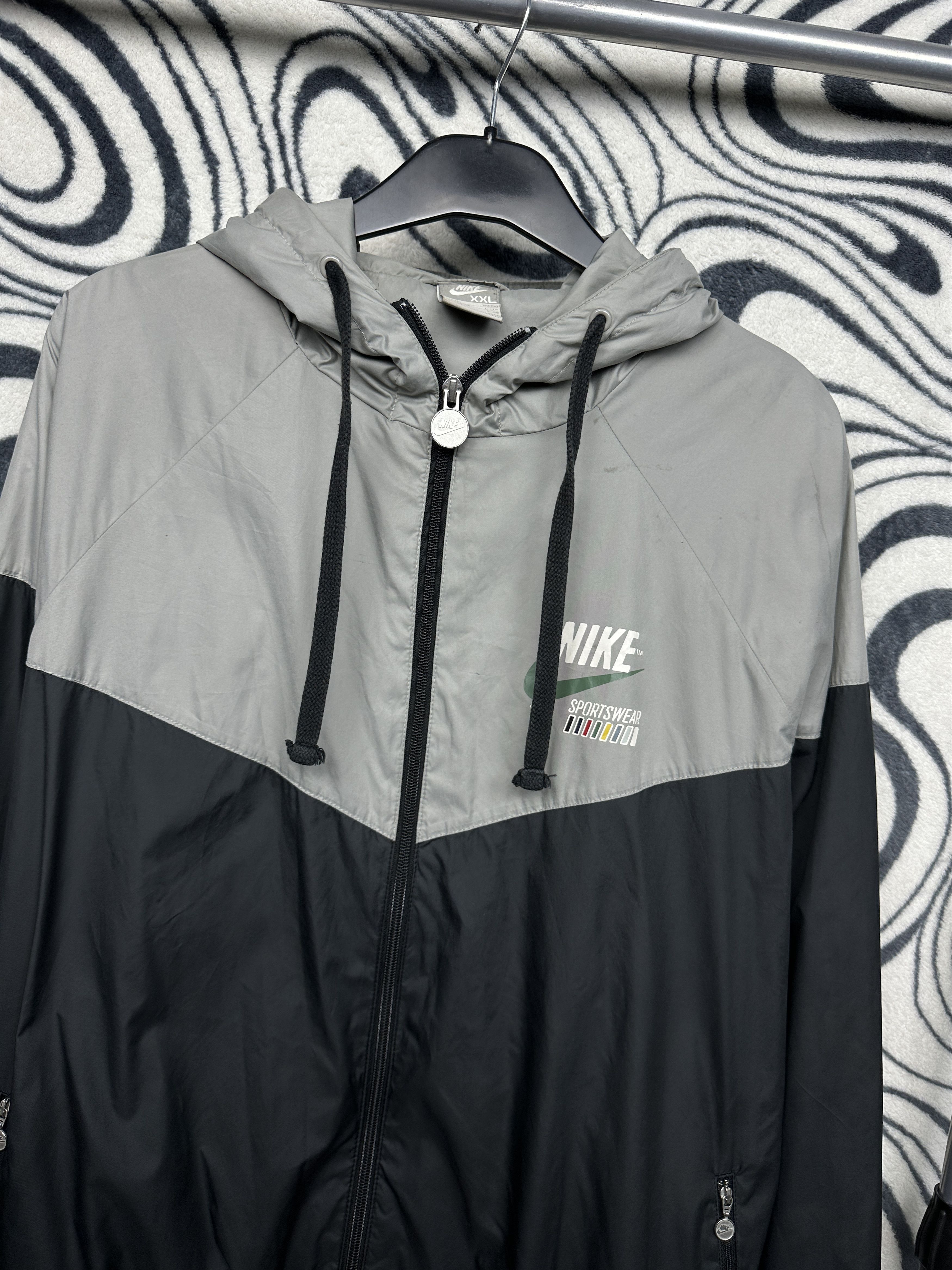 Nike Nike Vintage Mens Nylon Track Top Jacket Size US XXL / EU 58 / 5 - 2 Thumbnail
