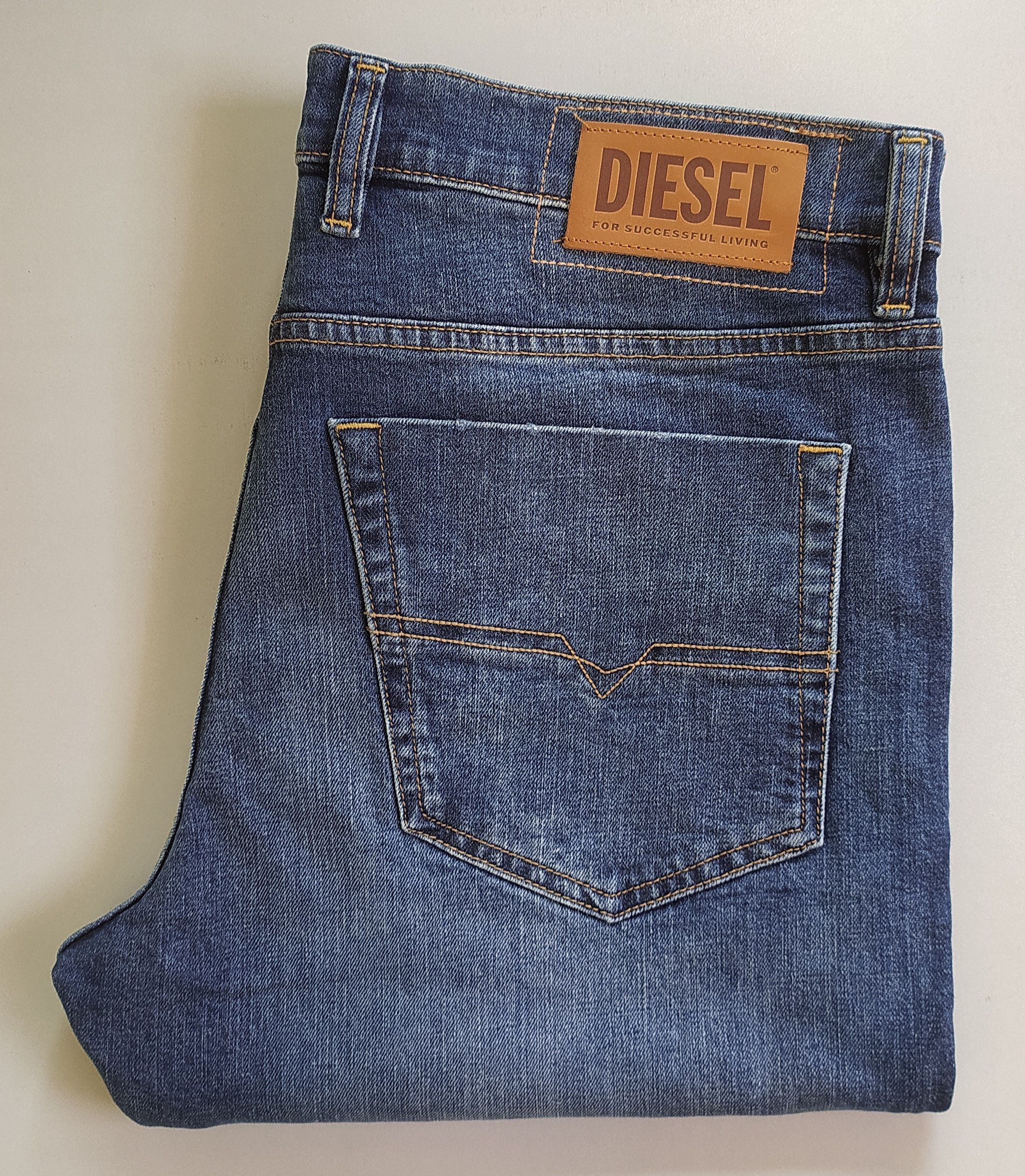 Diesel Diesel TEPPHAR-X-009IX- Men's Jeans Free Shipping T/ 9834 Size US 36 / EU 52 - 1 Thumbnail
