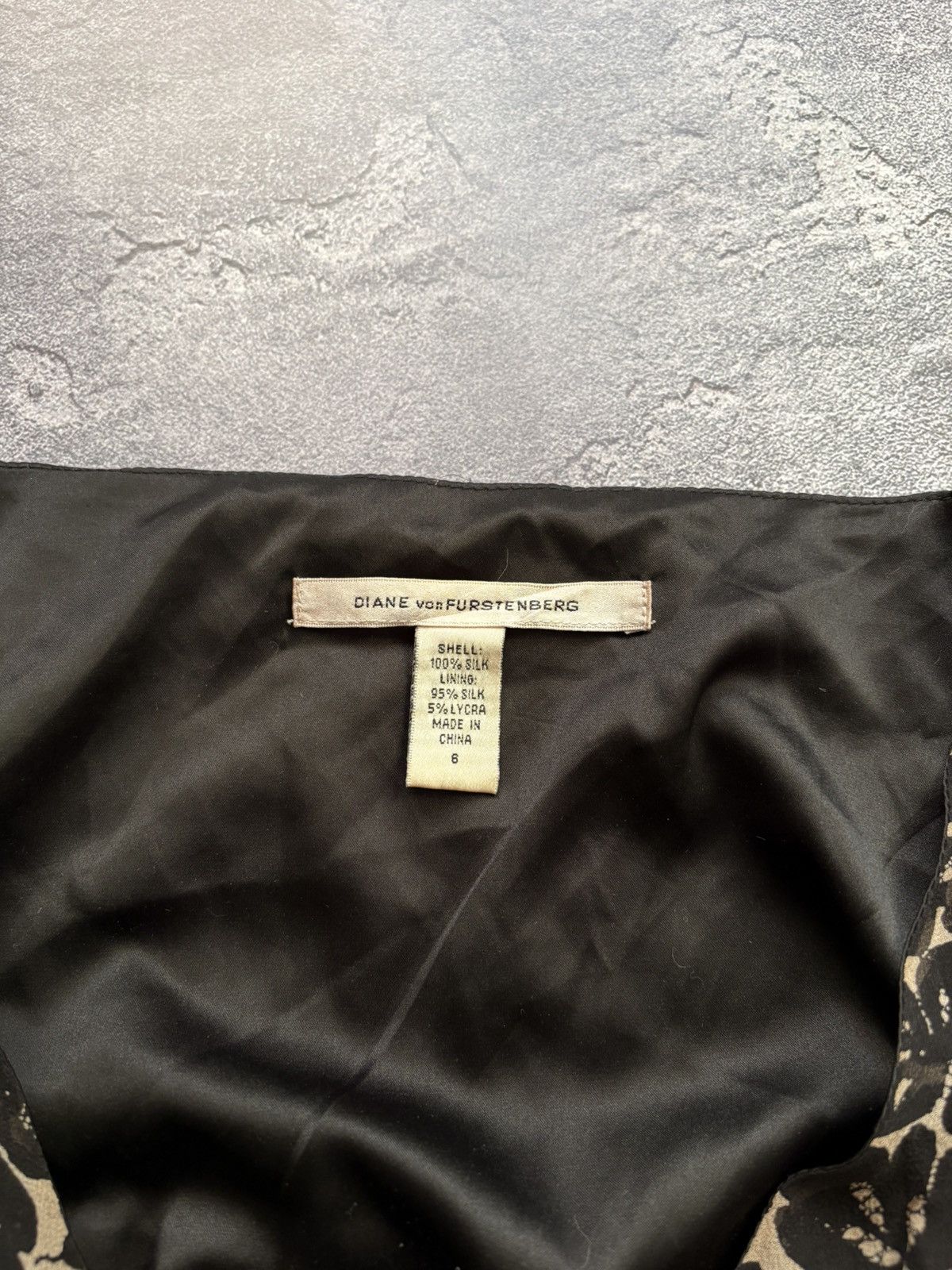 Diane von Furstenberg Vintage Diane Von Furstenberg Luxury Floral Silk Dress Size M / US 6-8 / IT 42-44 - 5 Thumbnail