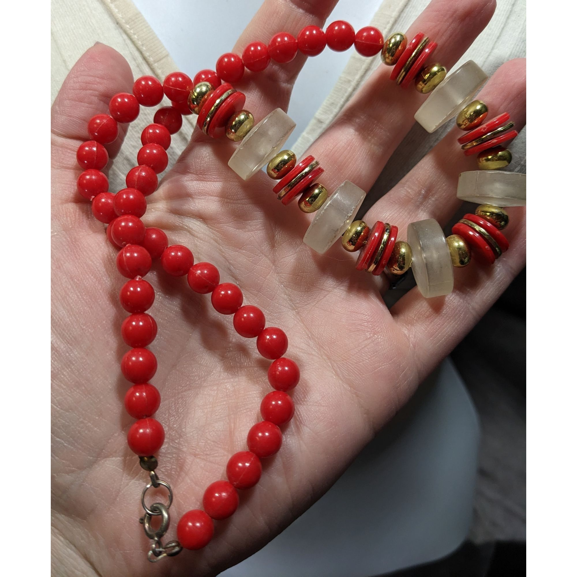 Other Vintage Retro Red Beaded Necklace W/ Frosted Clear & Gold To Size ONE SIZE - 3 Thumbnail