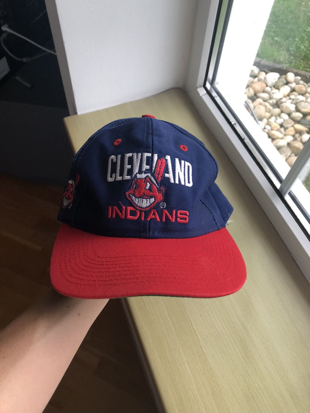 MLB × Vintage RARE CLEVELAND INDIANS VINTAGE MLB BASEBALL SNAPBACK HAT CAP Size ONE SIZE - 1 Thumbnail