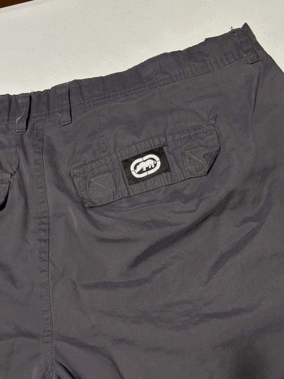 Ecko Unltd. Vintage Y2K Ecxo unltd grey cargo Mens Skate Shorts Size US 38 / EU 54 - 9 Thumbnail