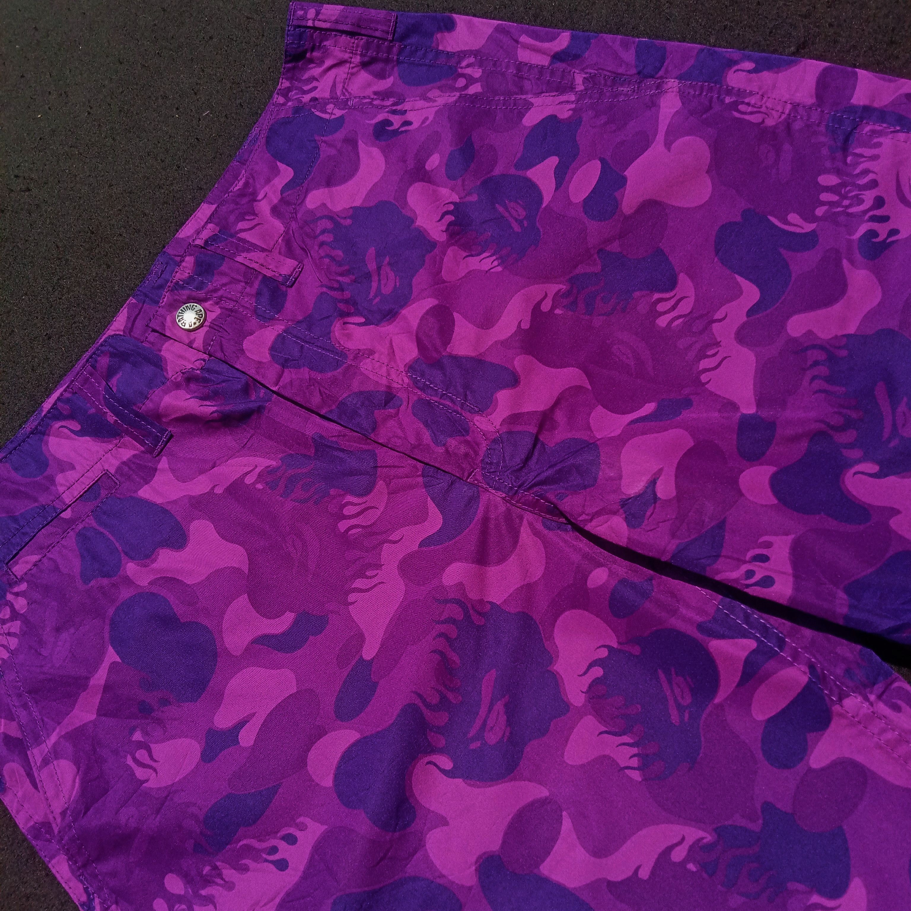 Bape Fire Camo Shorts (2009) Size US 32 / EU 48 - 3 Thumbnail