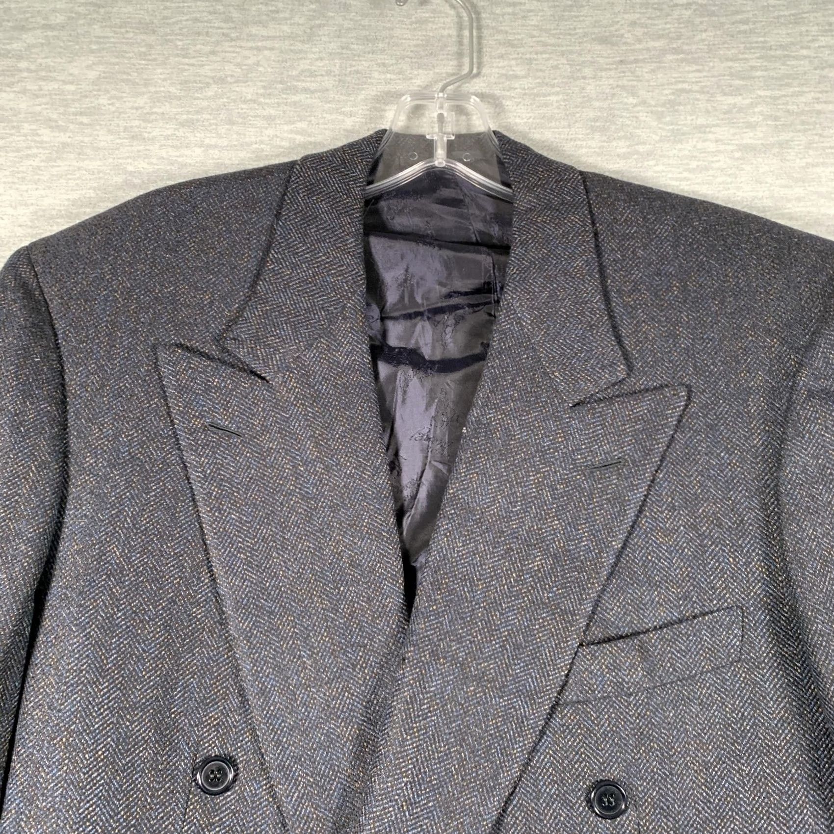 Brioni Brioni Sport Coat Mens 42 Herringbone Wool Cashmere Double-Breasted Italy Tweed Six-Button Peak Lapel Business Formal Wedding Blazer Jacket Size 42R - 5 Thumbnail
