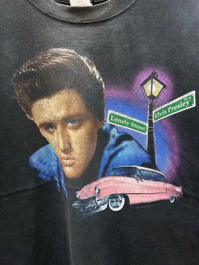 Vintage Vintage 2000s Elvis Presley tshirt size L Size US L / EU 52-54 / 3 - 3 Thumbnail
