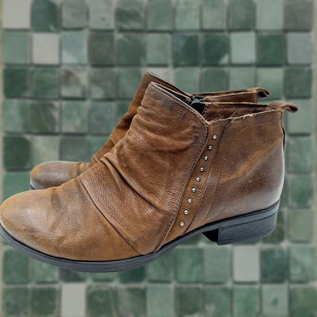 Vintage Miz Mooz Booties Leather Studded Booties Snap - Hazelnut Brown - EU 38 / US 7.5 - 8 - Women - Bootie Size US 8 / IT 38 - 1 Thumbnail