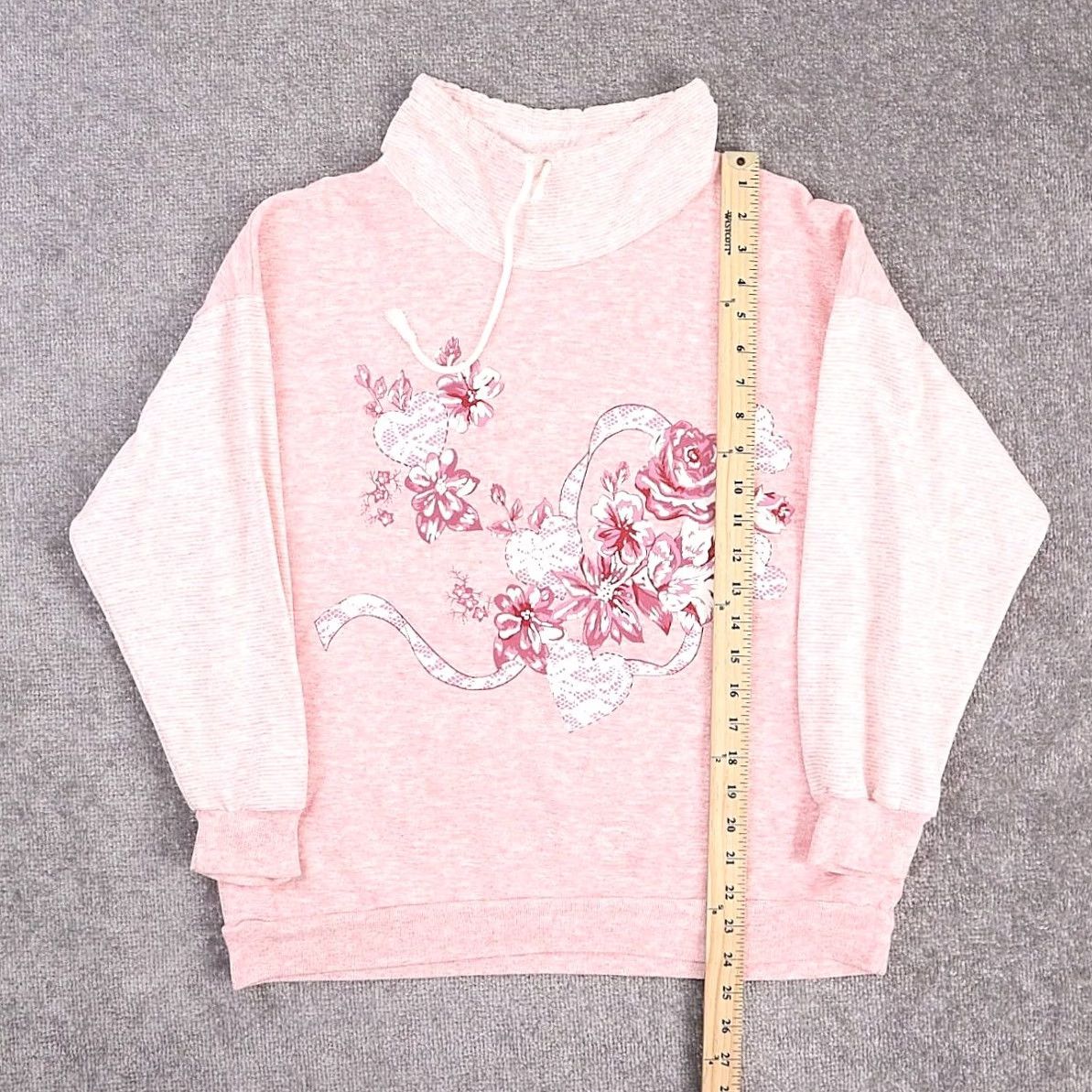 Vintage VINTAGE Women's Sweatshirt Pink 90s Floral Roses Made in USA XL Long Sleeve Pullover Sweatshirt Womens Size XL / US 12-14 / IT 48-50 - 3 Thumbnail