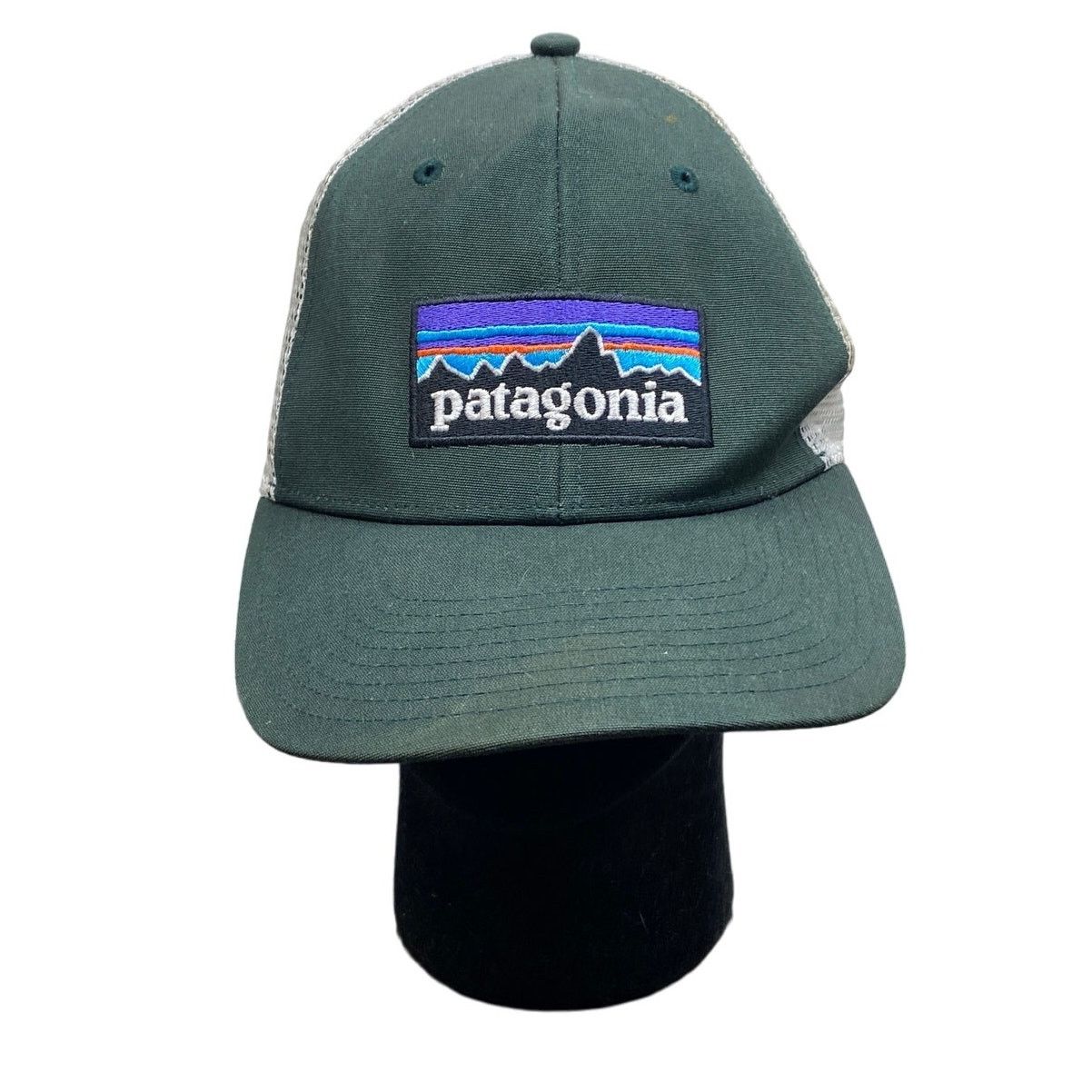 Patagonia Patagonia P-6 Logo Mesh Trucker Hat Snapback Gorpcore Size ONE SIZE - 1 Thumbnail