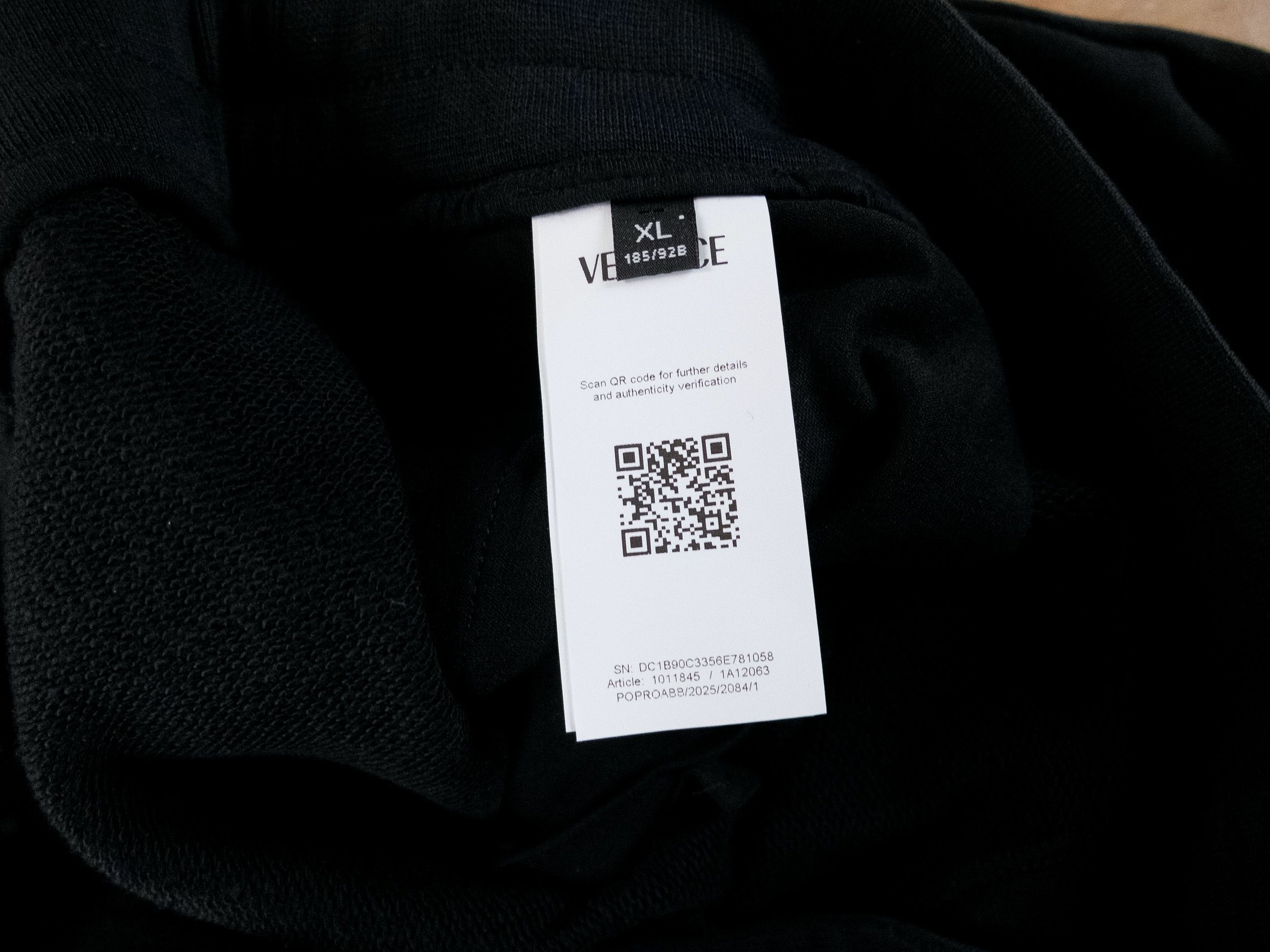Versace VERSACE black logo embroidered sweatpants Size XL q Size US 36 / EU 52 - 5 Thumbnail