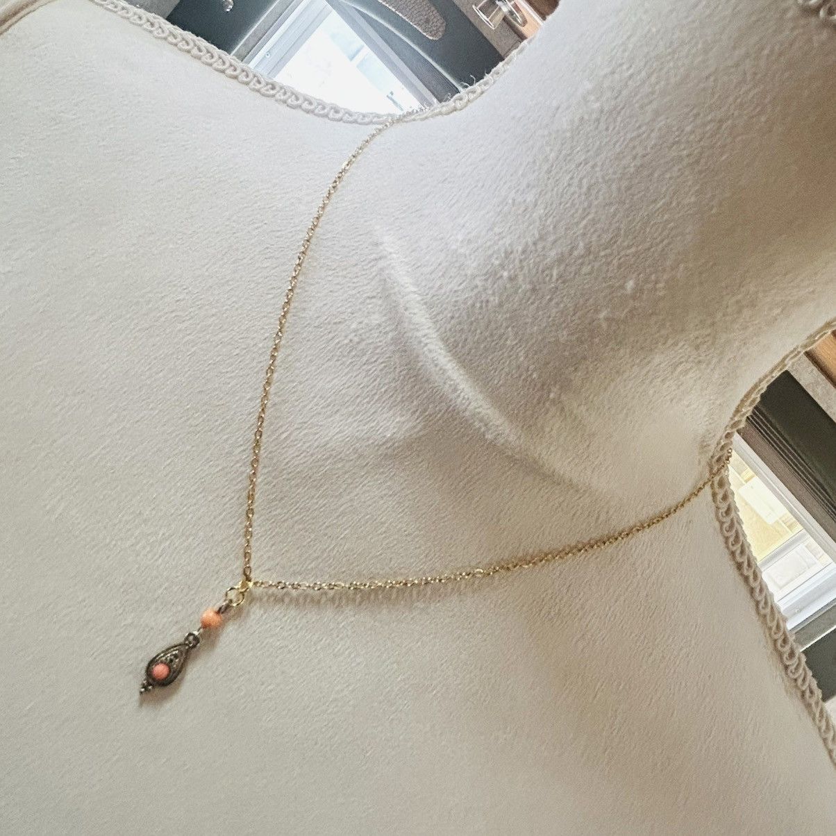 Handmade Handcrafted antique gold tone filigree faux coral necklace Size ONE SIZE - 1 Thumbnail