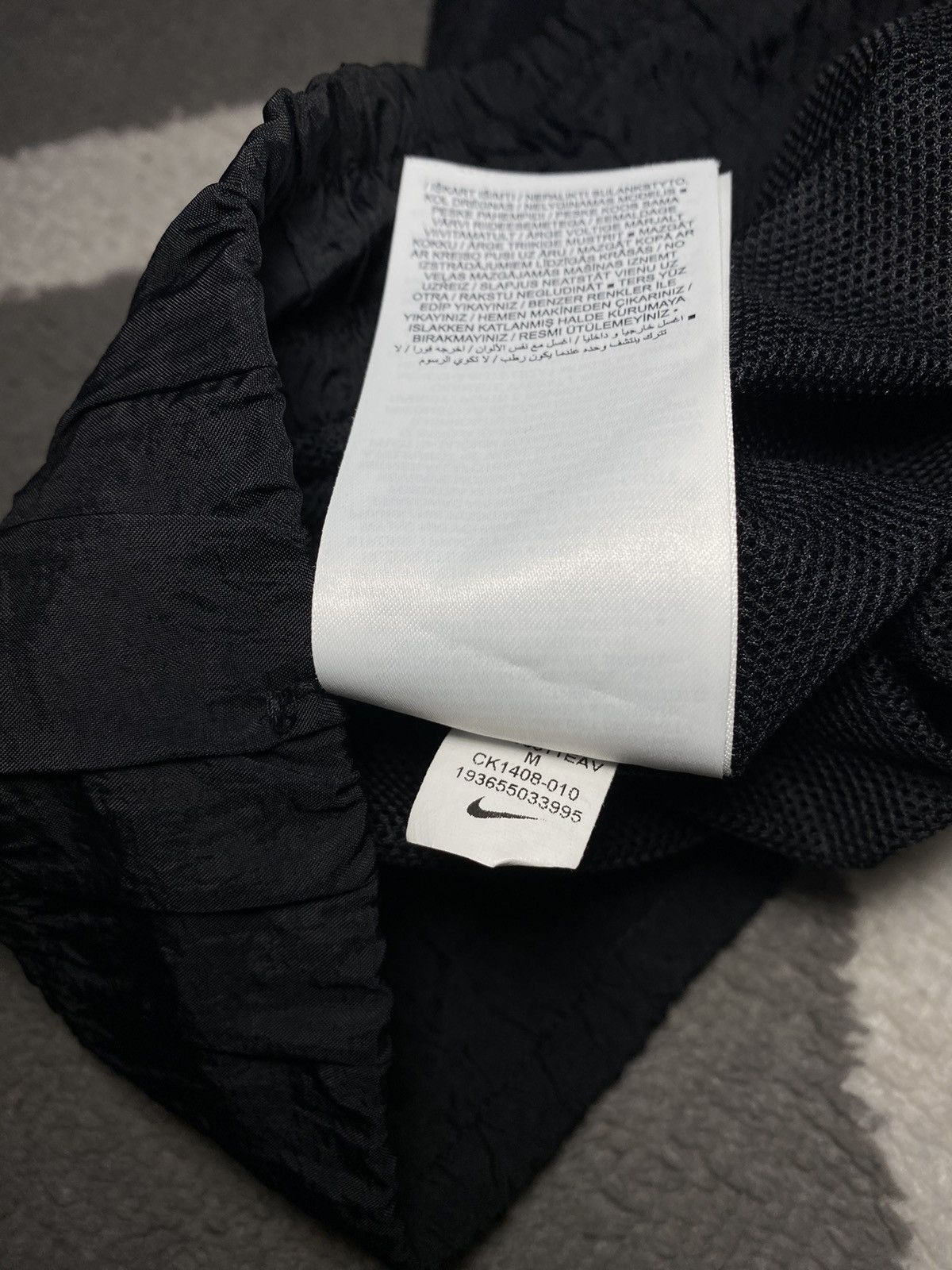 Nike × Vintage Nike swoosh Nylon Track Pants Sweatpants black womens M Size 26" / US 2 / IT 38 - 20 Thumbnail
