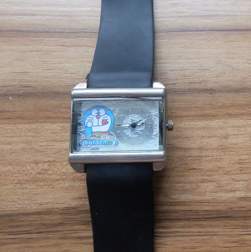 Japanese Brand Doraemon Watch 2005s Size ONE SIZE - 1 Thumbnail