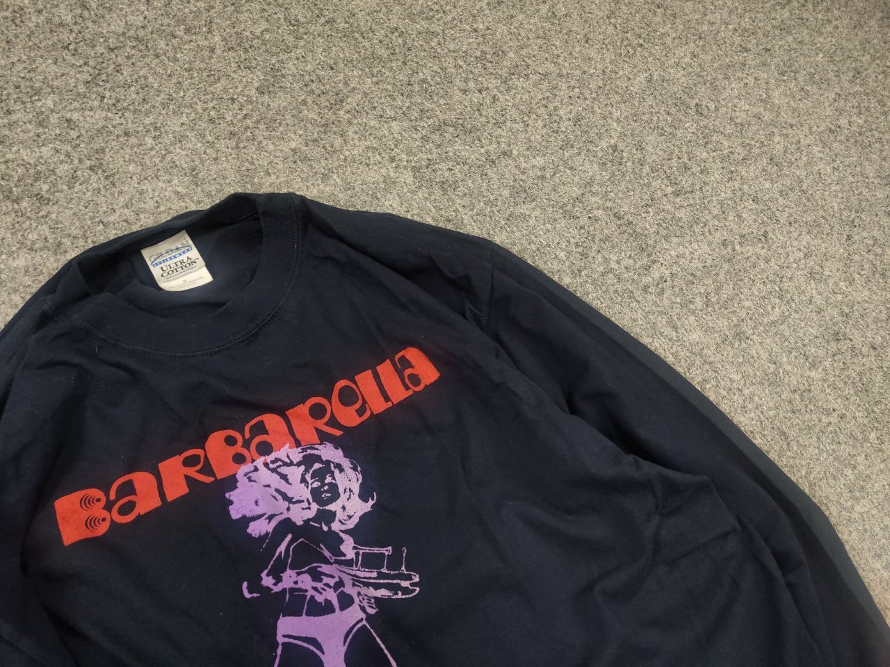 Vintage Barbarella Vintage Movie Poster Old Long sleeve Hysteric Size US M / EU 48-50 / 2 - 4 Thumbnail