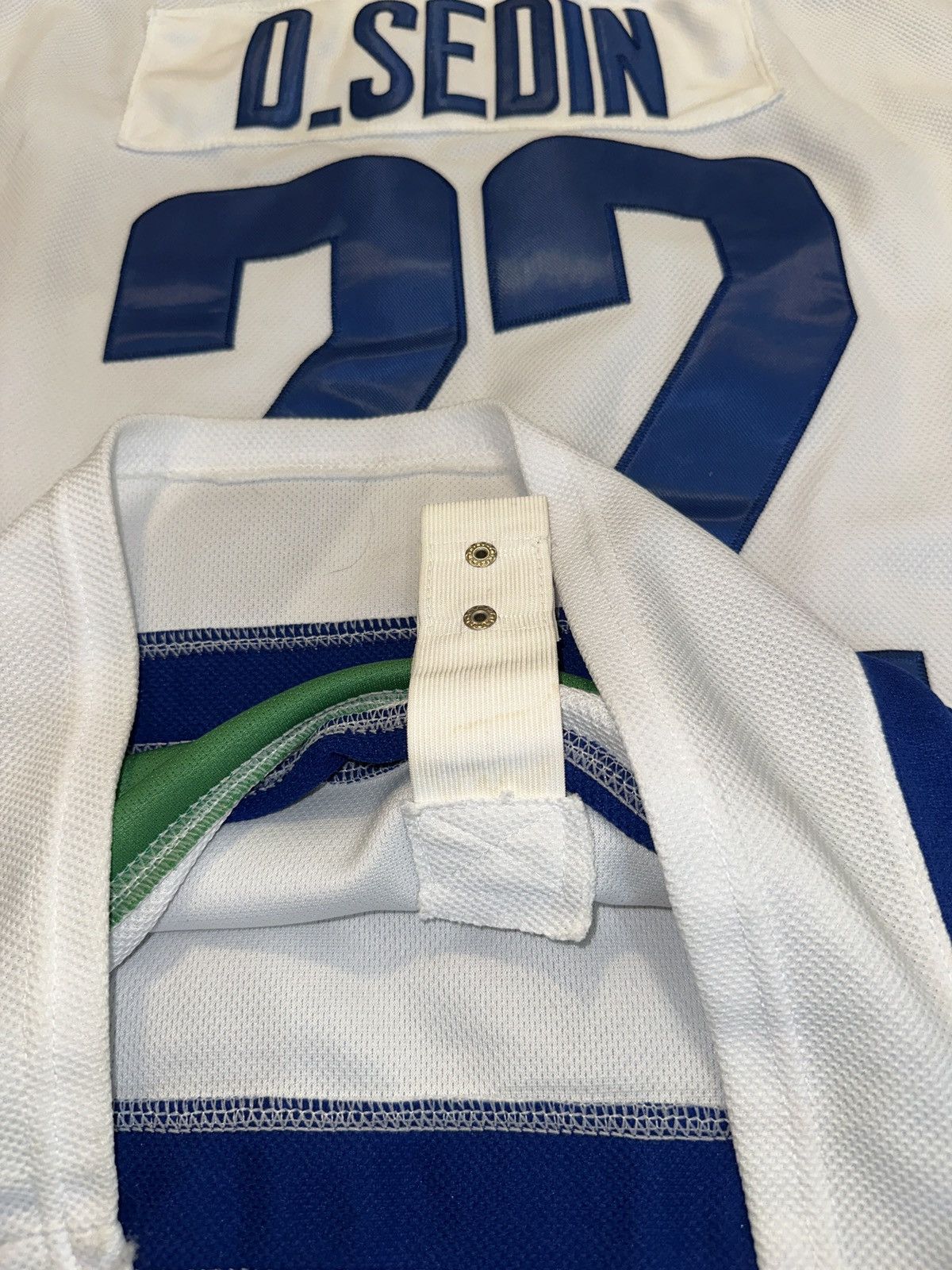 NHL Nhl reebok vancouver canucks daniel sedin jersey size 52 Size US L / EU 52-54 / 3 - 4 Thumbnail