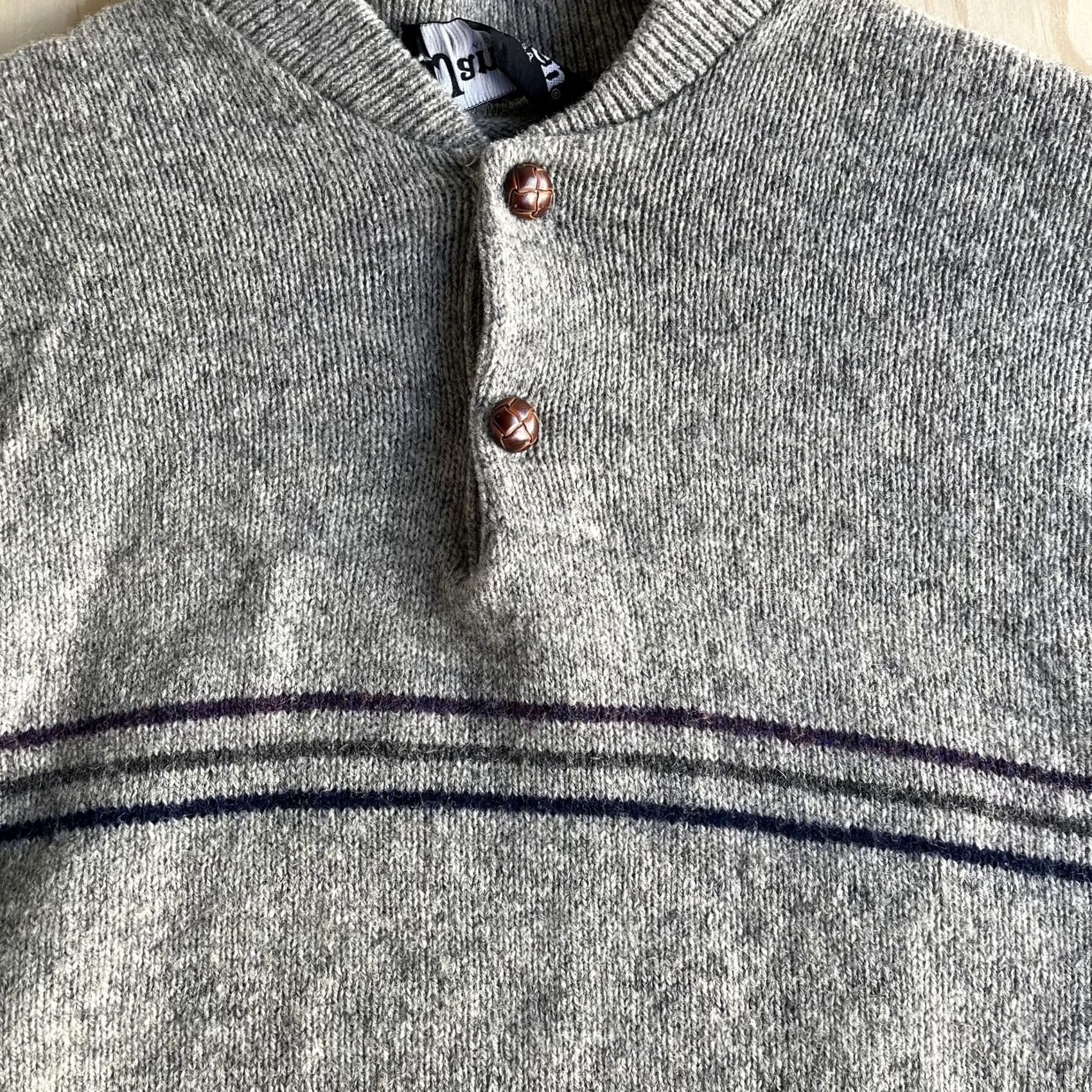 Jantzen VINTAGE Jantzen Sweater Mens Large Gray Mock Neck Henley Stripe Knit USA 90s Size US L / EU 52-54 / 3 - 2 Thumbnail
