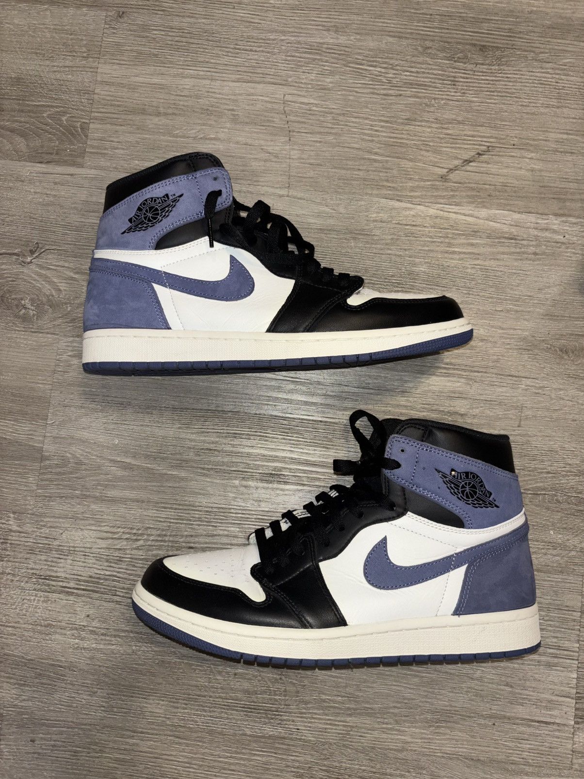 Nike Sz 10.5 Air Jordan Retro 1 Blue Moon Size US 10.5 / EU 43-44 - 1 Thumbnail