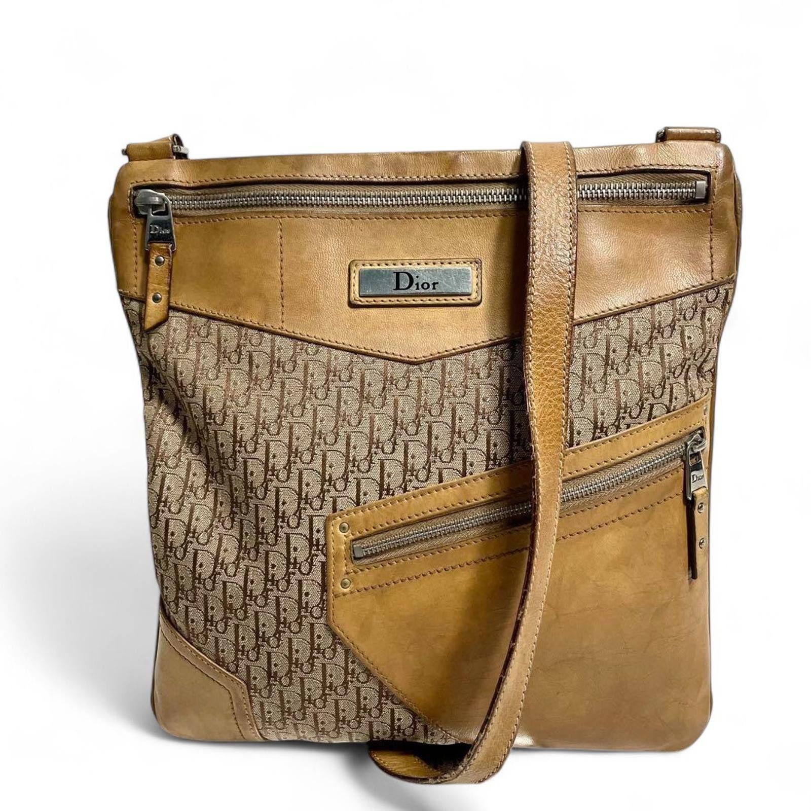 Dior Dior - Vintage Monogram Canvas and Leather Crossbody Bag Size ONE SIZE - 2 Thumbnail