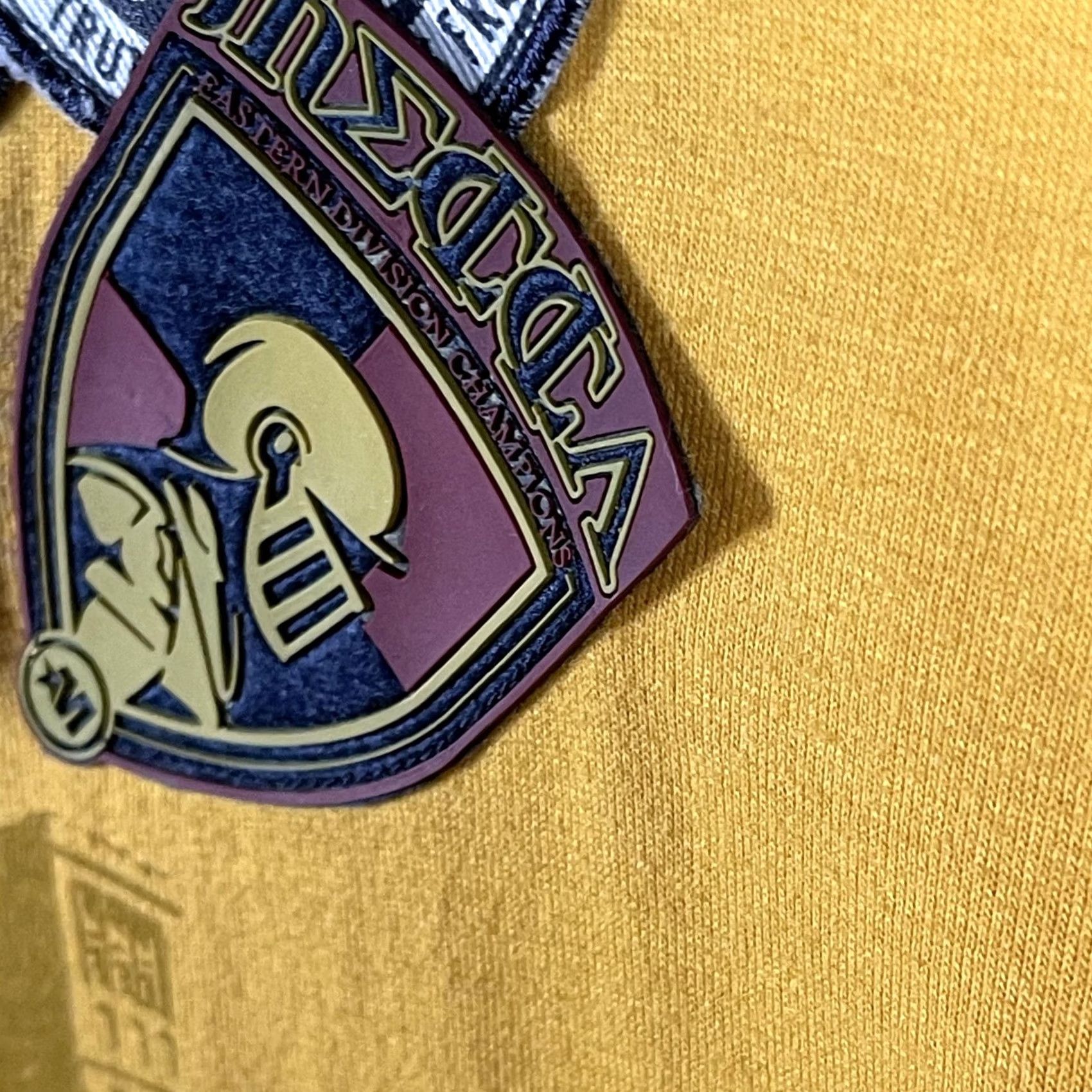 Vintage VINTAGE Mecca USA Shirt Mens XL Yellow Graphic Patch Raglan Streetwear 100% Cotton Size US XL / EU 56 / 4 - 4 Thumbnail