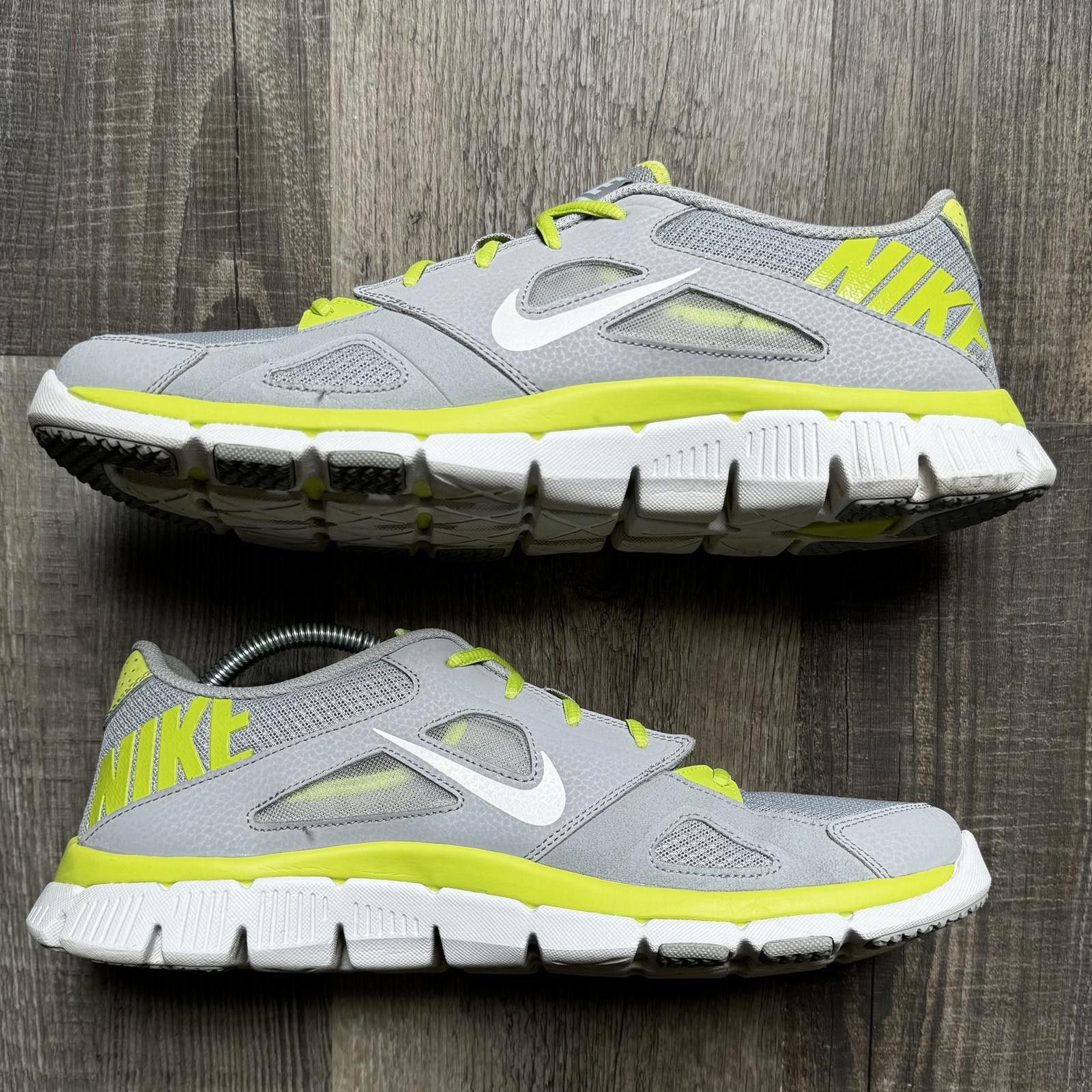 Nike NIKE • Flex Supreme TR 2 (12M) Size US 12 / EU 45 - 3 Thumbnail