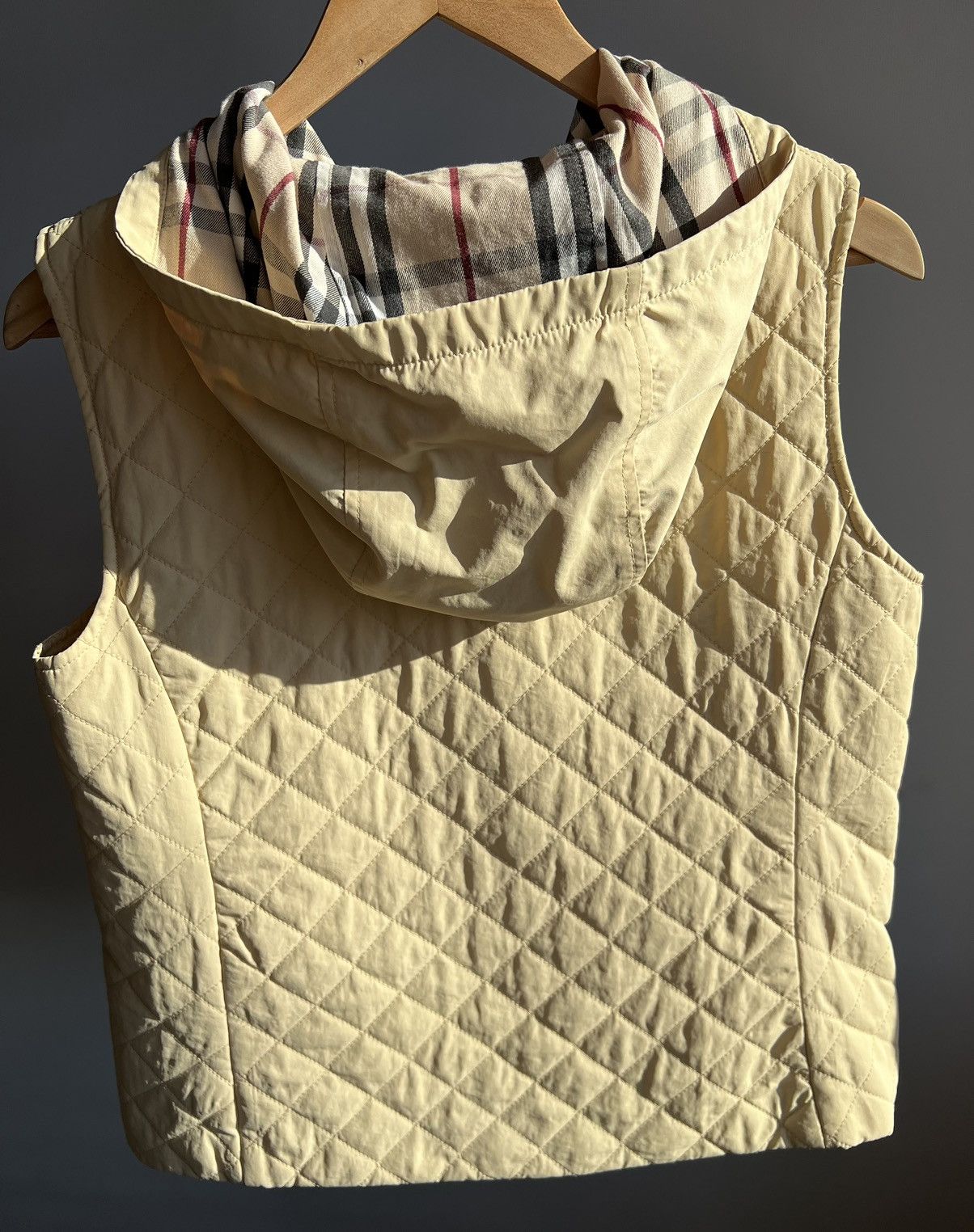 Burberry Vintage Burberry London Quilted Vest Size M / US 6-8 / IT 42-44 - 3 Thumbnail