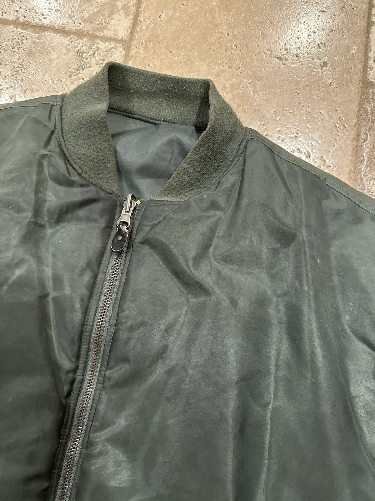 Vintage Vintage 90s C-4 Green Flight Bomber Oversized Jacket Size US XL / EU 56 / 4 - 6 Thumbnail