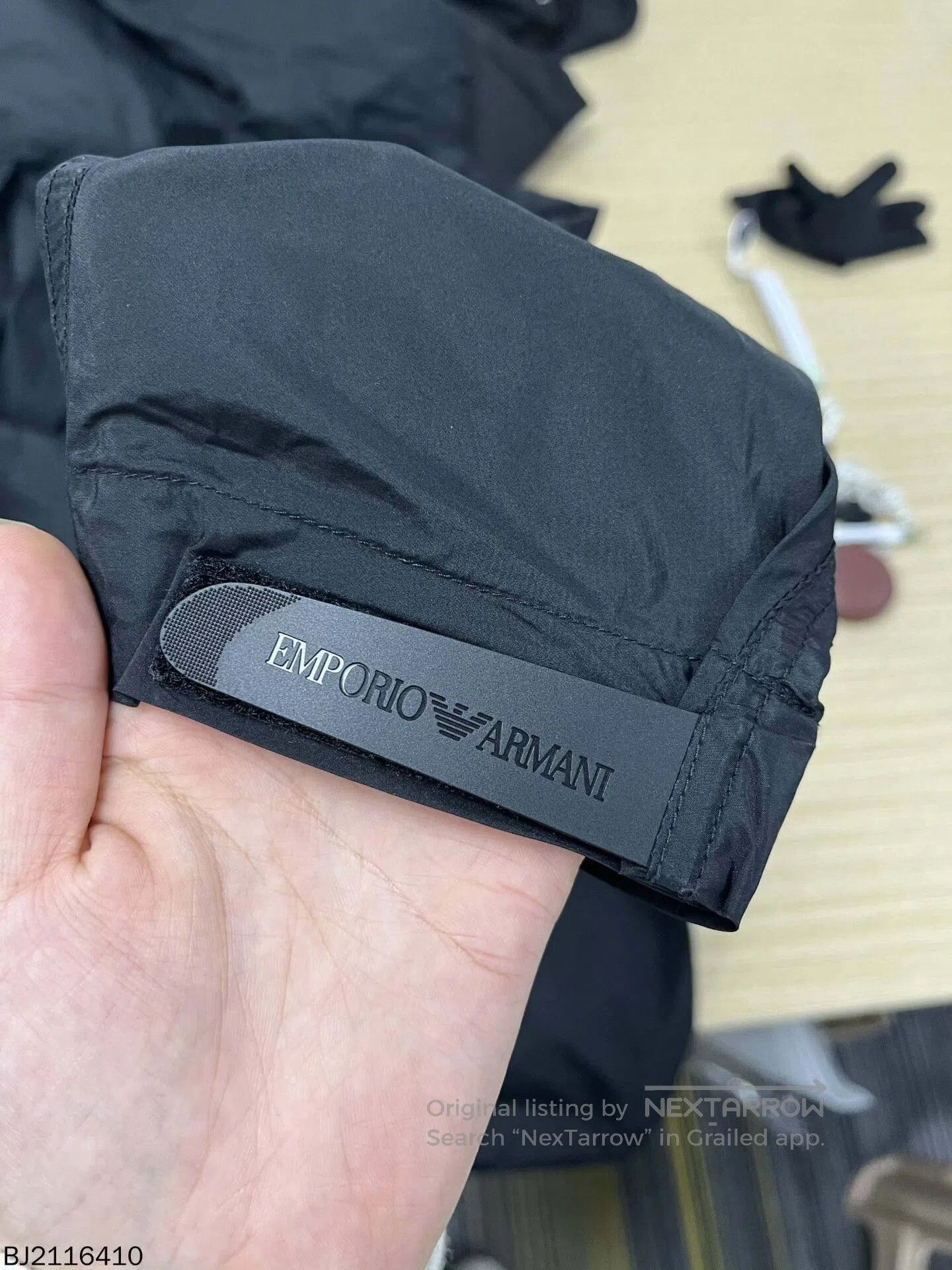 Emporio Armani armani zip-up hooded long sleeve jacket. Size US L / EU 52-54 / 3 - 9 Thumbnail