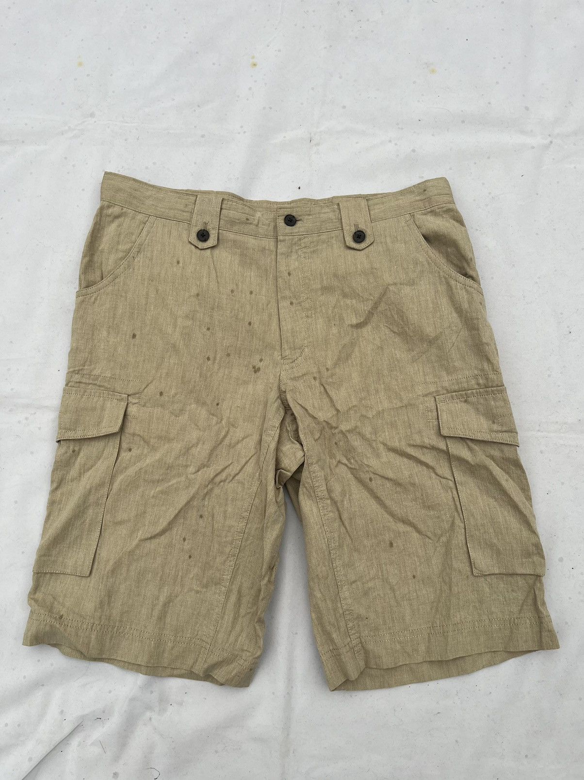 Burberry Vintage Classic Short Cargo Burberry Pants Size US 34 / EU 50 - 1 Thumbnail