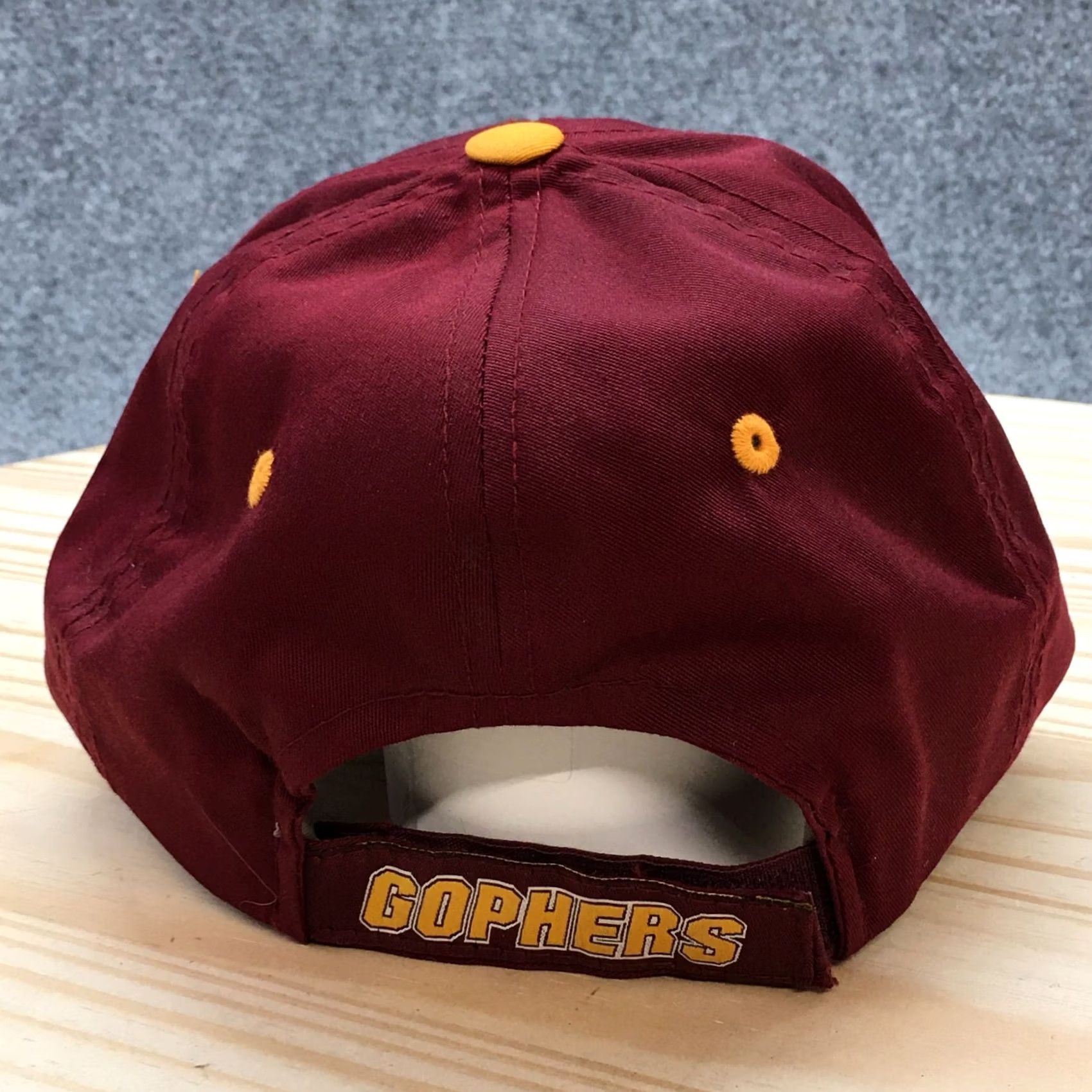 Logo 7 Minnesota Gophers Headwear Baseball Cap Mens Red OS Embroidered Logo Size ONE SIZE - 6 Thumbnail