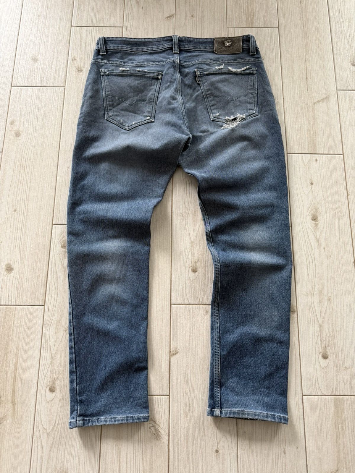 Versace Vintage Versace Classic Big Logo Baggy Jeans 90s Size US 36 / EU 52 - 2 Thumbnail