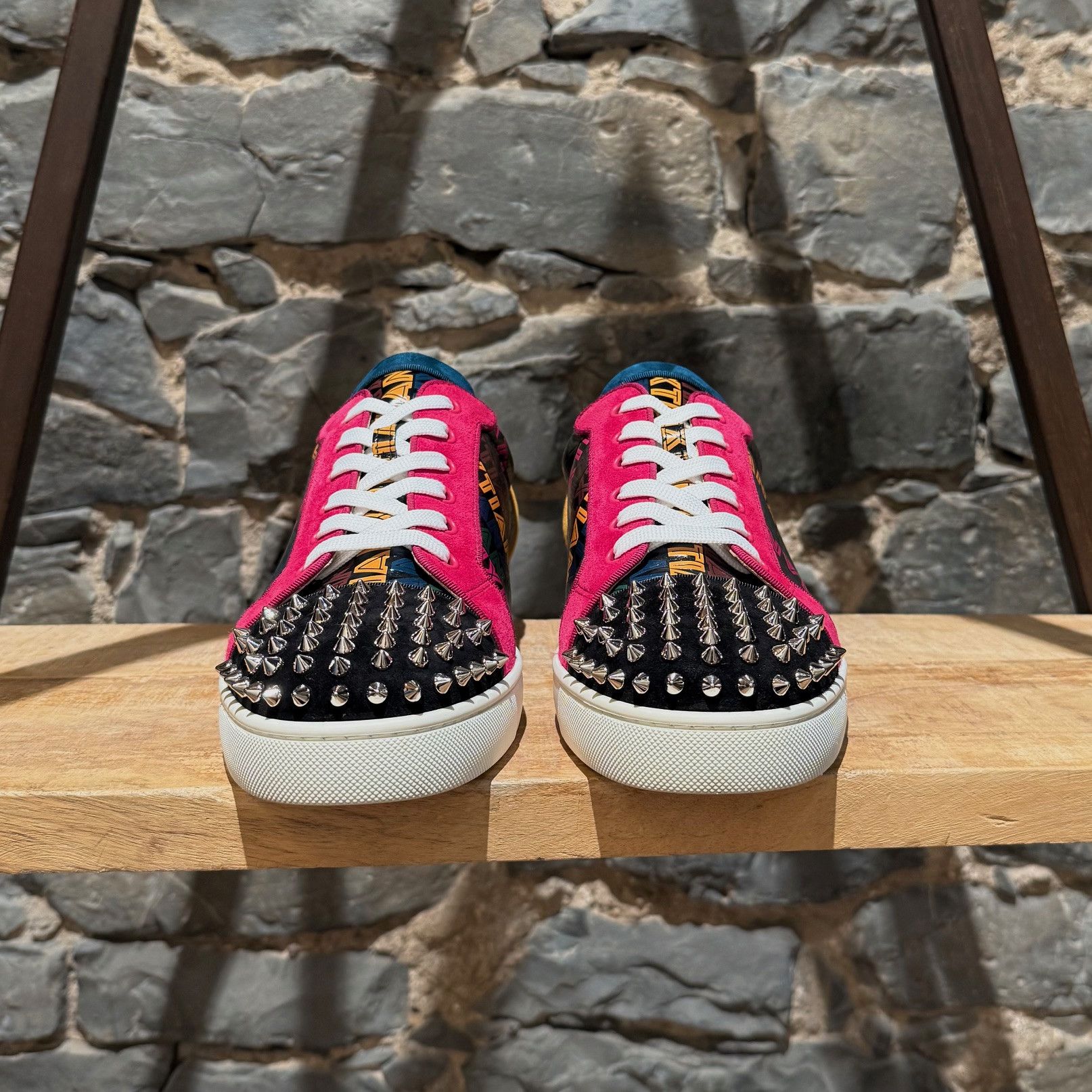 Christian Louboutin Christian Louboutin Logo Louis Junior Spikes Sneakers Size US 10.5 / EU 43-44 - 2 Thumbnail