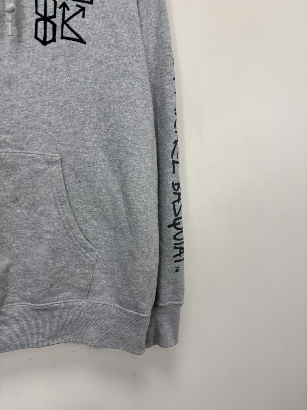 Uniqlo Uniqlo Jean Michel Basquiat Men’s Grey Classic Hoodie Size US L / EU 52-54 / 3 - 5 Thumbnail
