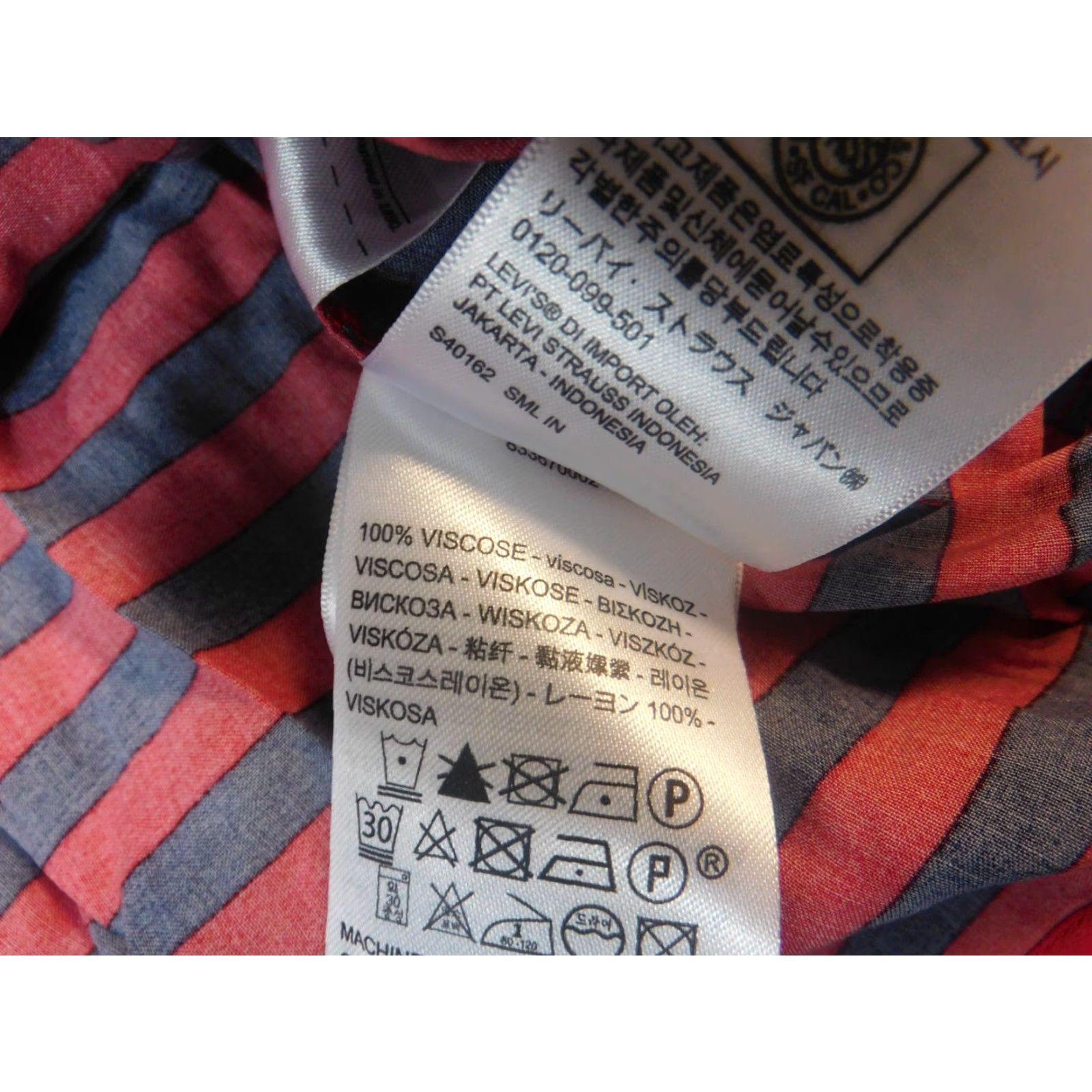 Levi's Levi's Blouse Shirt Womens 1X Red Striped Viscose Rayon Crew Neck Pullover Casual Regular Button Army Style N/A Size XL / US 12-14 / IT 48-50 - 6 Thumbnail