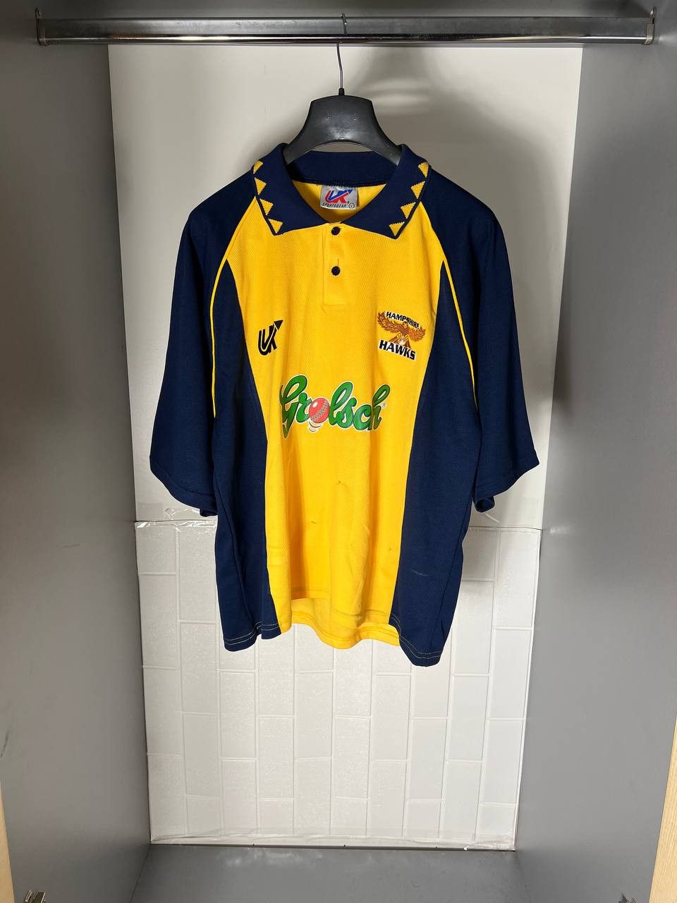 Vintage VERY RARE HAMPSHIRE HAWKS RETRO RUGBY JERSEY FOOTBALL 90s Size US L / EU 52-54 / 3 - 1 Thumbnail