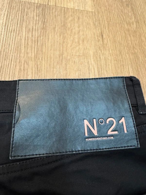 N21 N°21 Italy Denim Shorts Jeans N21 No21 size M/L Size US 34 / EU 50 - 8 Thumbnail