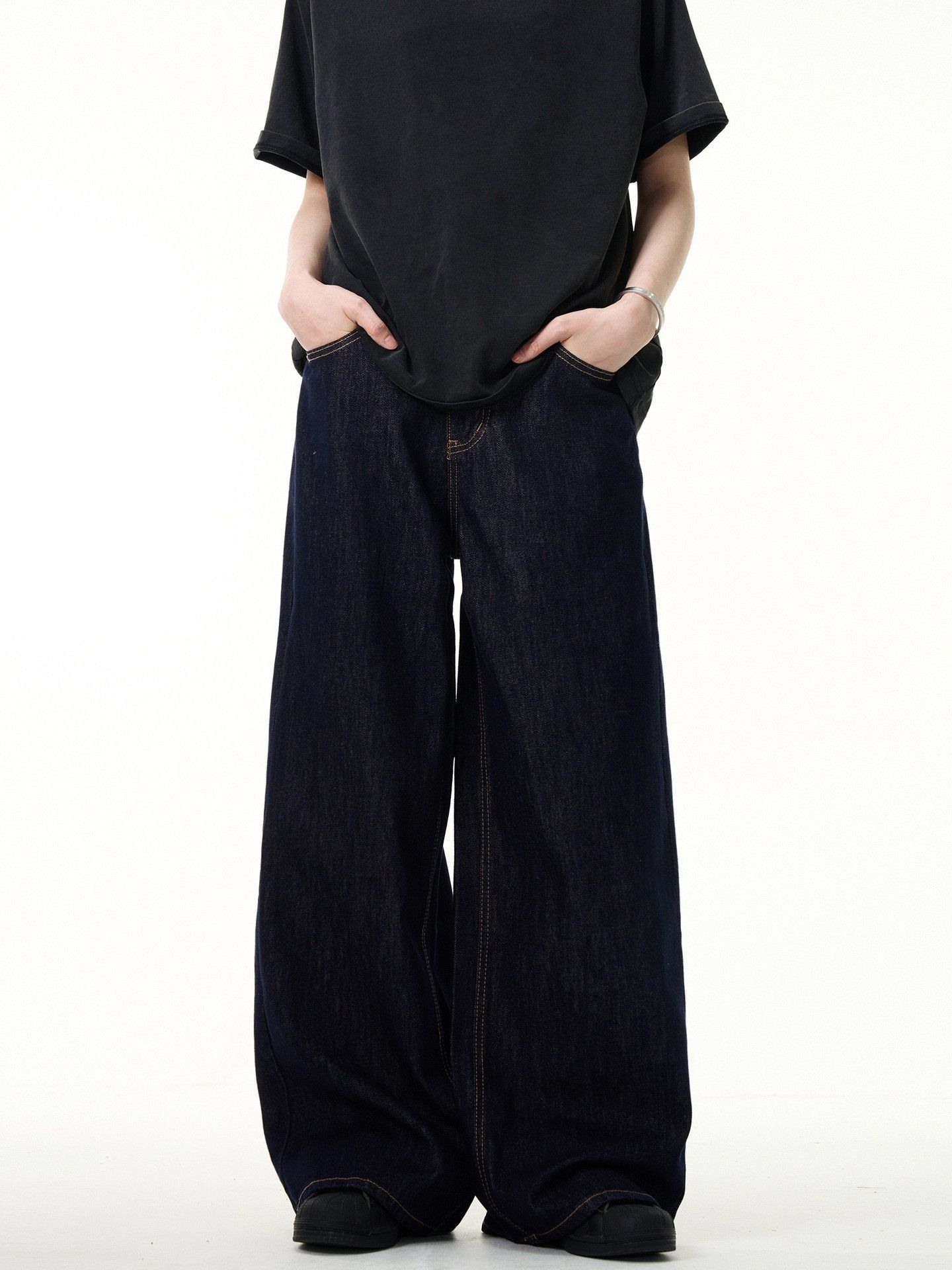 Japanese Brand × Vintage Simple Solid Black Jeans Vintage Washing Wide Leg Loose Size US 31 - 3 Thumbnail