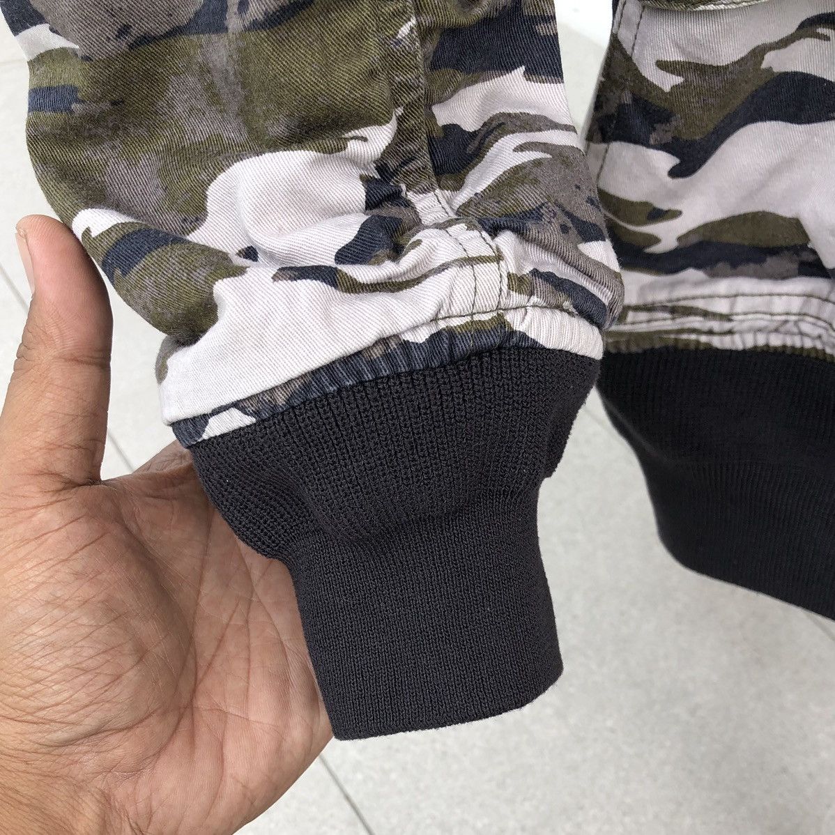 Japanese Brand VTG Divided Camo Bomber Jacket Raf Simons Archive Inspired Size US XL / EU 56 / 4 - 17 Thumbnail