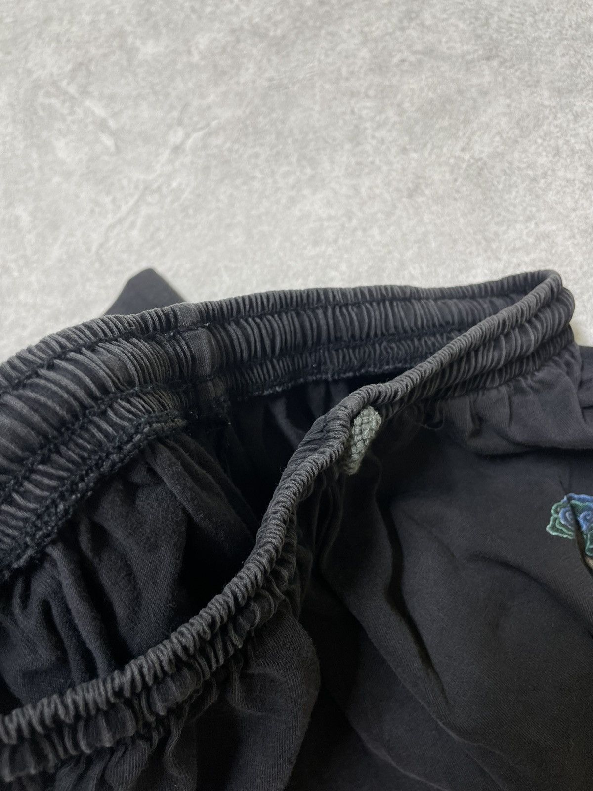If Six Was Nine × Japanese Brand × Le Grande Bleu (L.G.B.) Y2K Darkwear With Eastern Dragon Motif - Feels Size US 30 / EU 46 - 12 Thumbnail