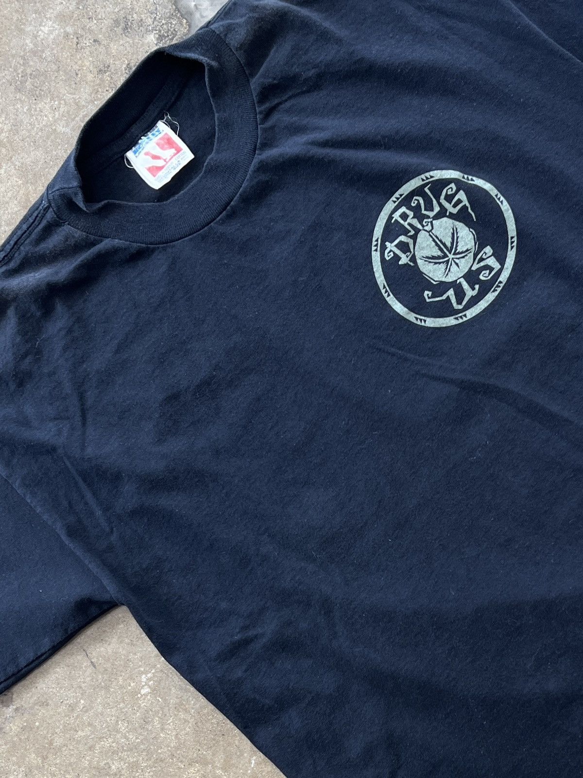 Vintage Vintage 90s Drug Us Barbed Wire Weed Tee OS Large Size US L / EU 52-54 / 3 - 4 Thumbnail