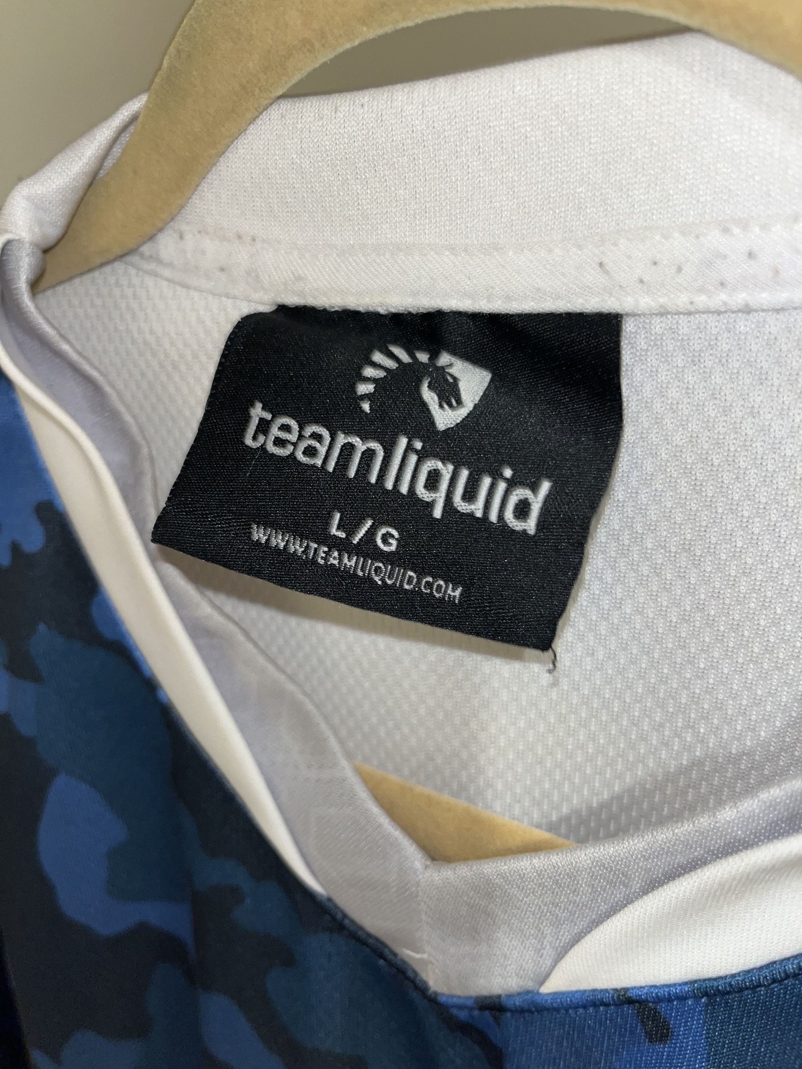 Puma Team Liquid Jersey – Size Medium – Camo Print – New Size US M / EU 48-50 / 2 - 3 Thumbnail