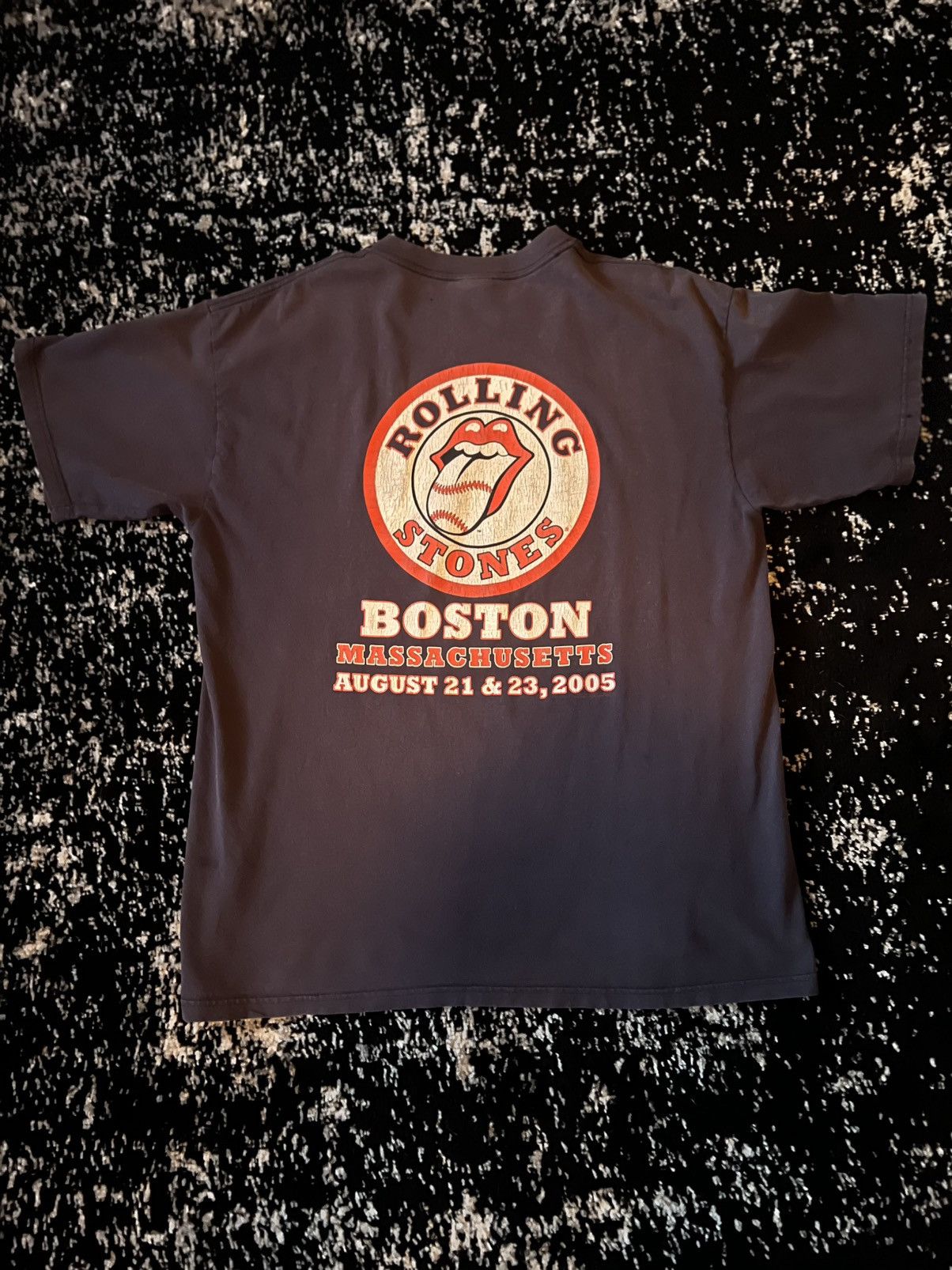 Vintage RARE Vintage Rolling Stones x Boston Red Rocks tee Size US L / EU 52-54 / 3 - 2 Thumbnail