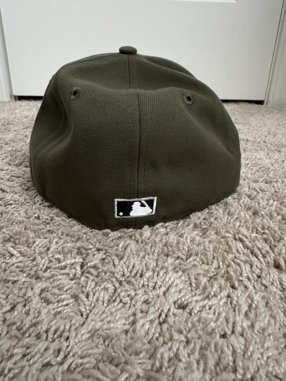 New Era New York Yankees 03’ World Series hat Size 28 - 3 Thumbnail