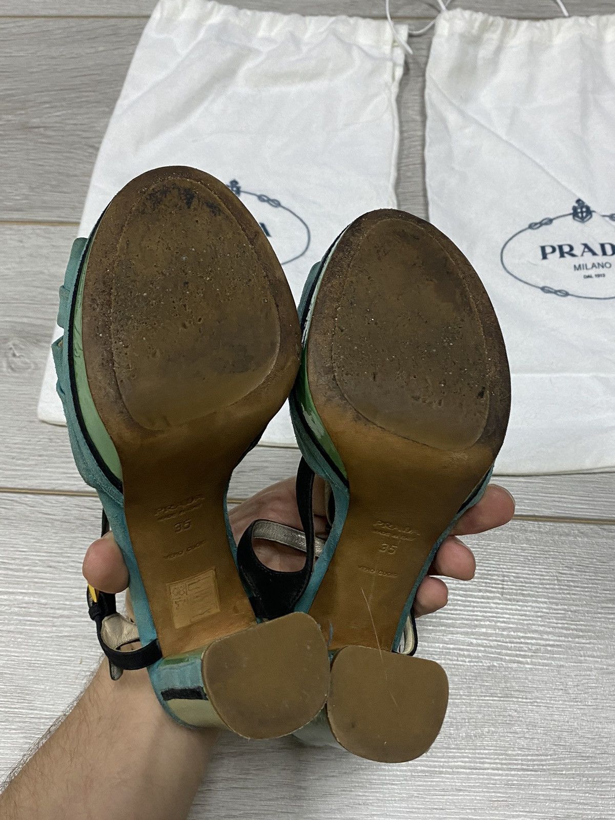 Prada Prada heels flower dust bag Size US 5 / IT 35 - 8 Thumbnail