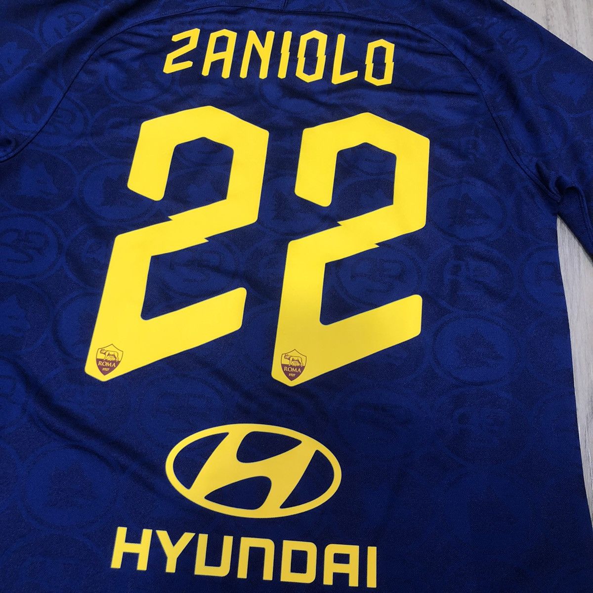 Nike Roma 19/20 third away jersey #22 Zaniolo Size US S / EU 44-46 / 1 - 5 Thumbnail
