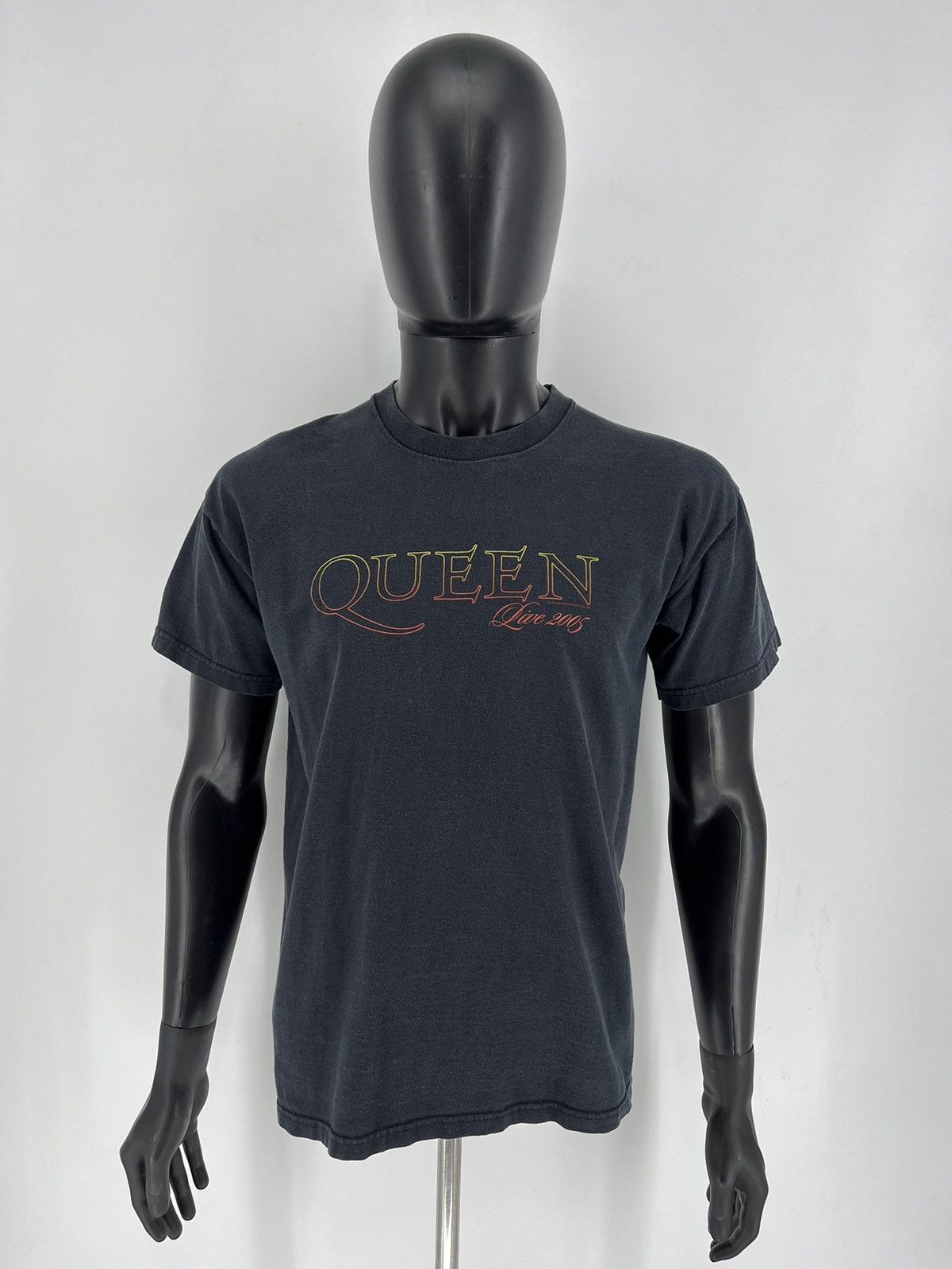 Band Tees Vintage 2005 Queen Tour Band Tee Dead Horror Print Band Rock Size US M / EU 48-50 / 2 - 2 Thumbnail